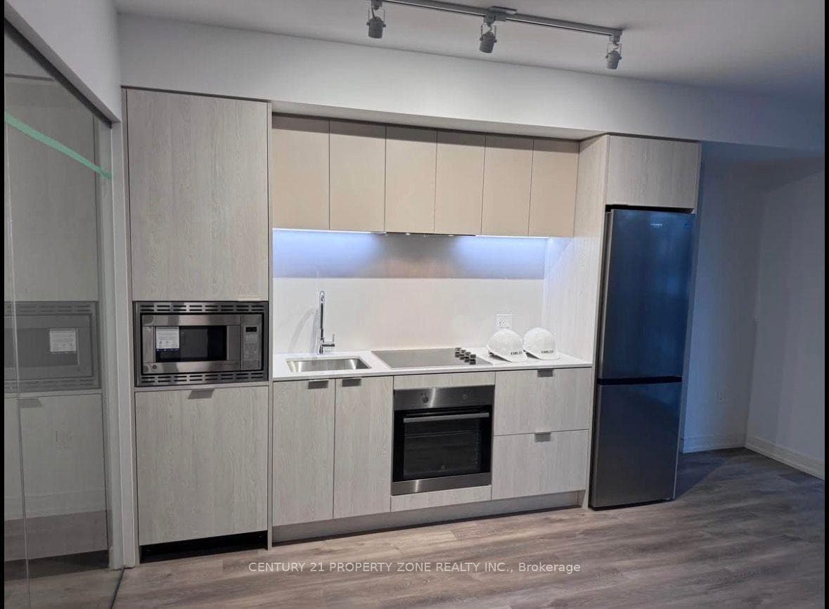 1 Jarvis Street Unit 723 - Condo photo 1 of 8 in Hamilton, Ontario