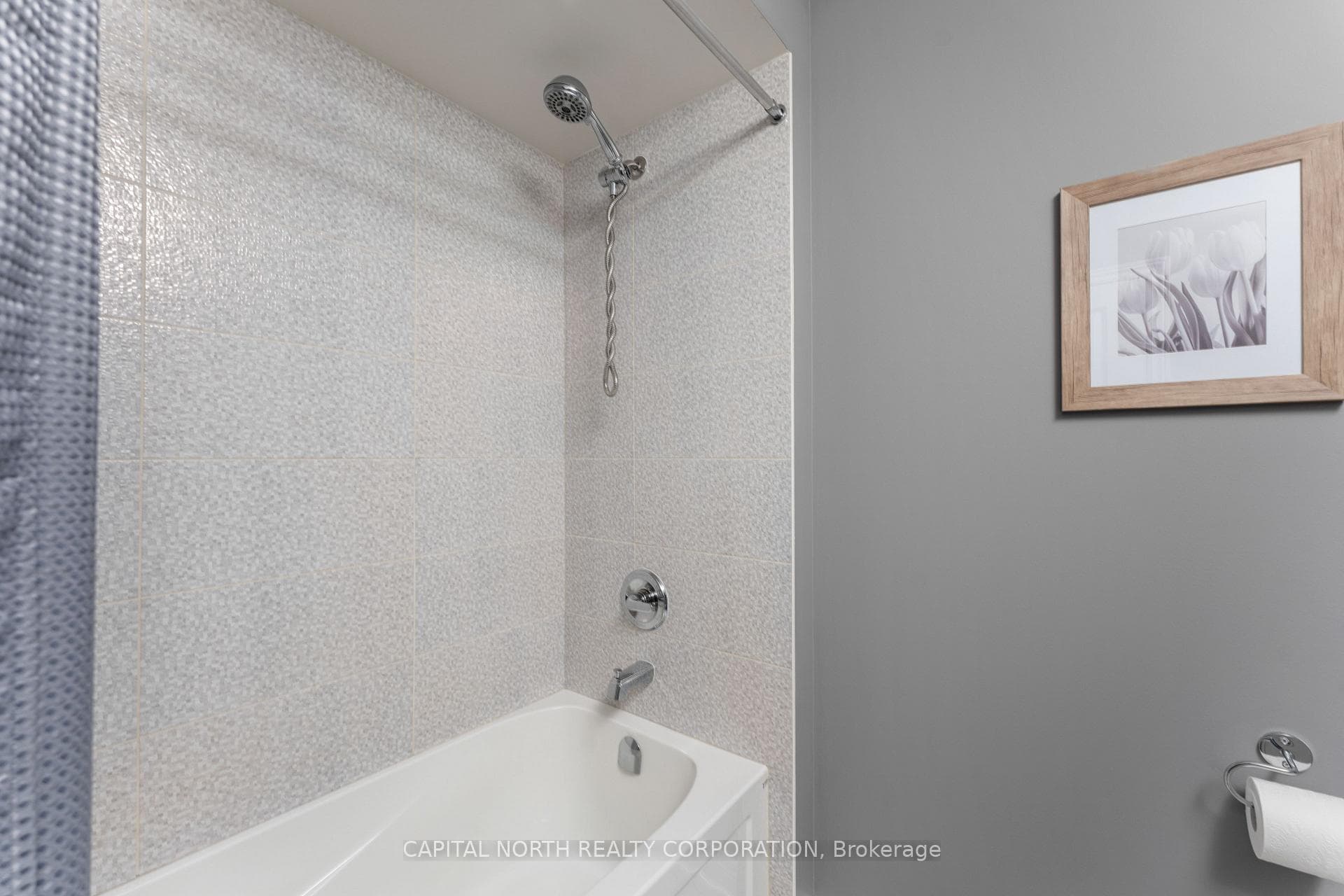 36 Mcdevitt Lane - Townhouse photo 33 of 43 in Caledon, Ontario