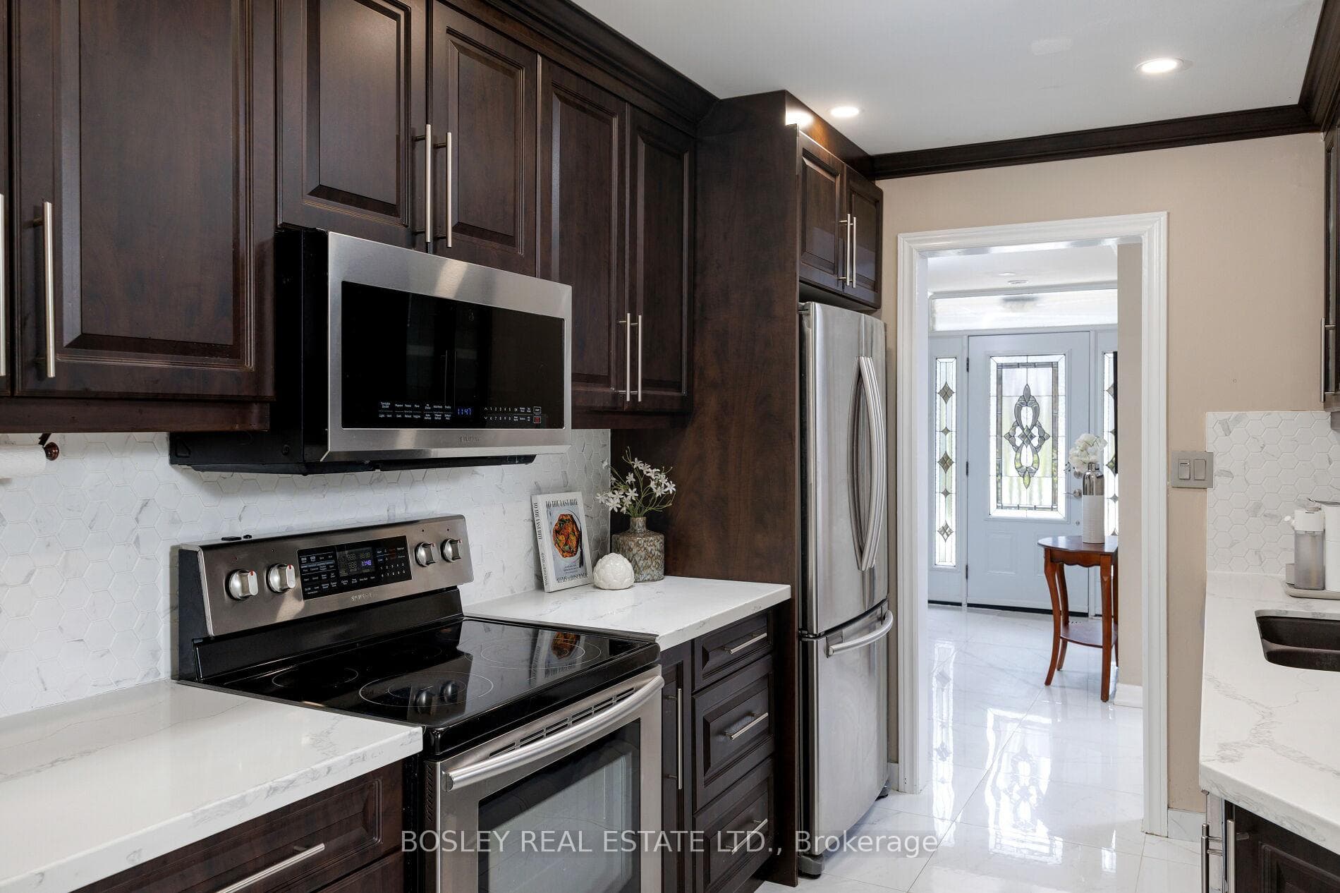 12 Redstone Path - Condo photo 14 of 42 in Etobicoke (Islington / Rexdale), Ontario