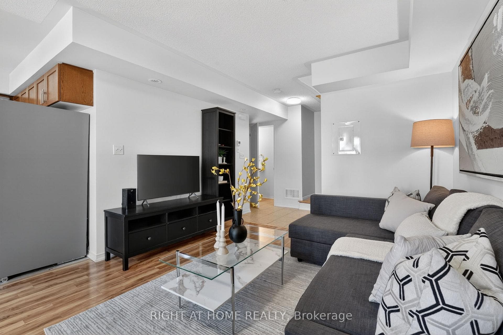 2480 Post Road Unit 26 - Condo photo 13 of 38 in Oakville, Ontario