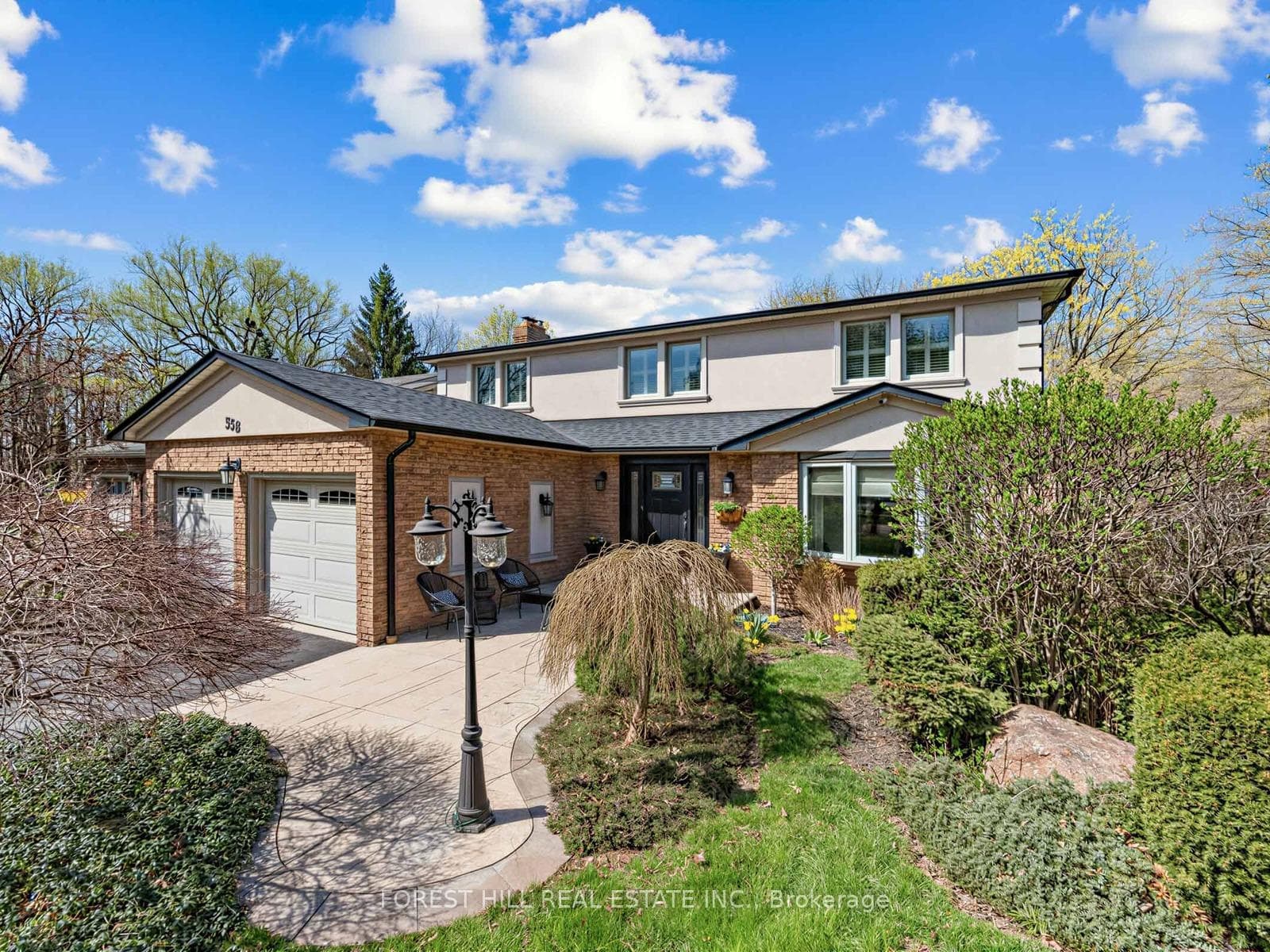 358 Kingsway Place - home for sale in Milton, Ontario