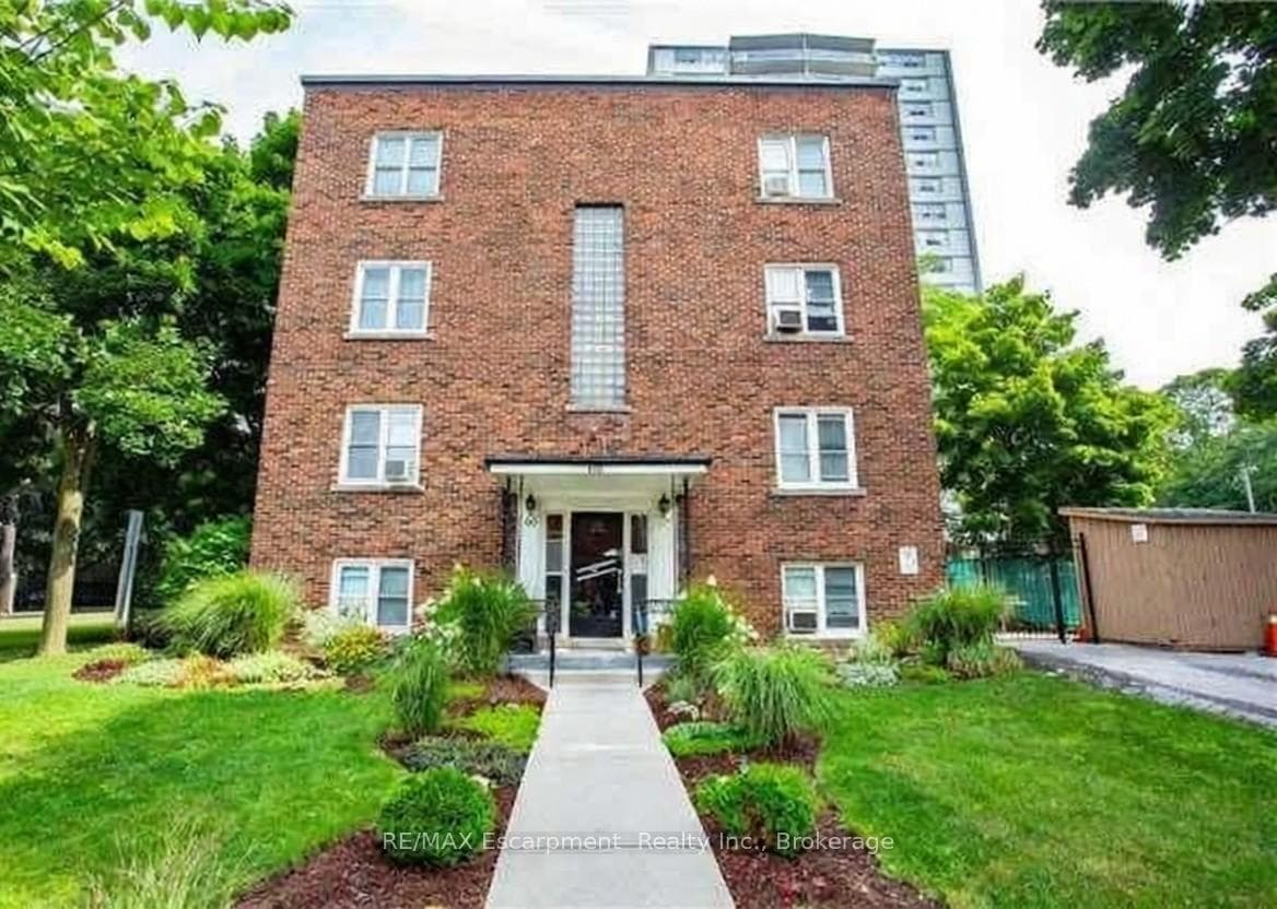 60 Robinson Street Unit 305 - Condo photo 1 of 11 in Hamilton, Ontario