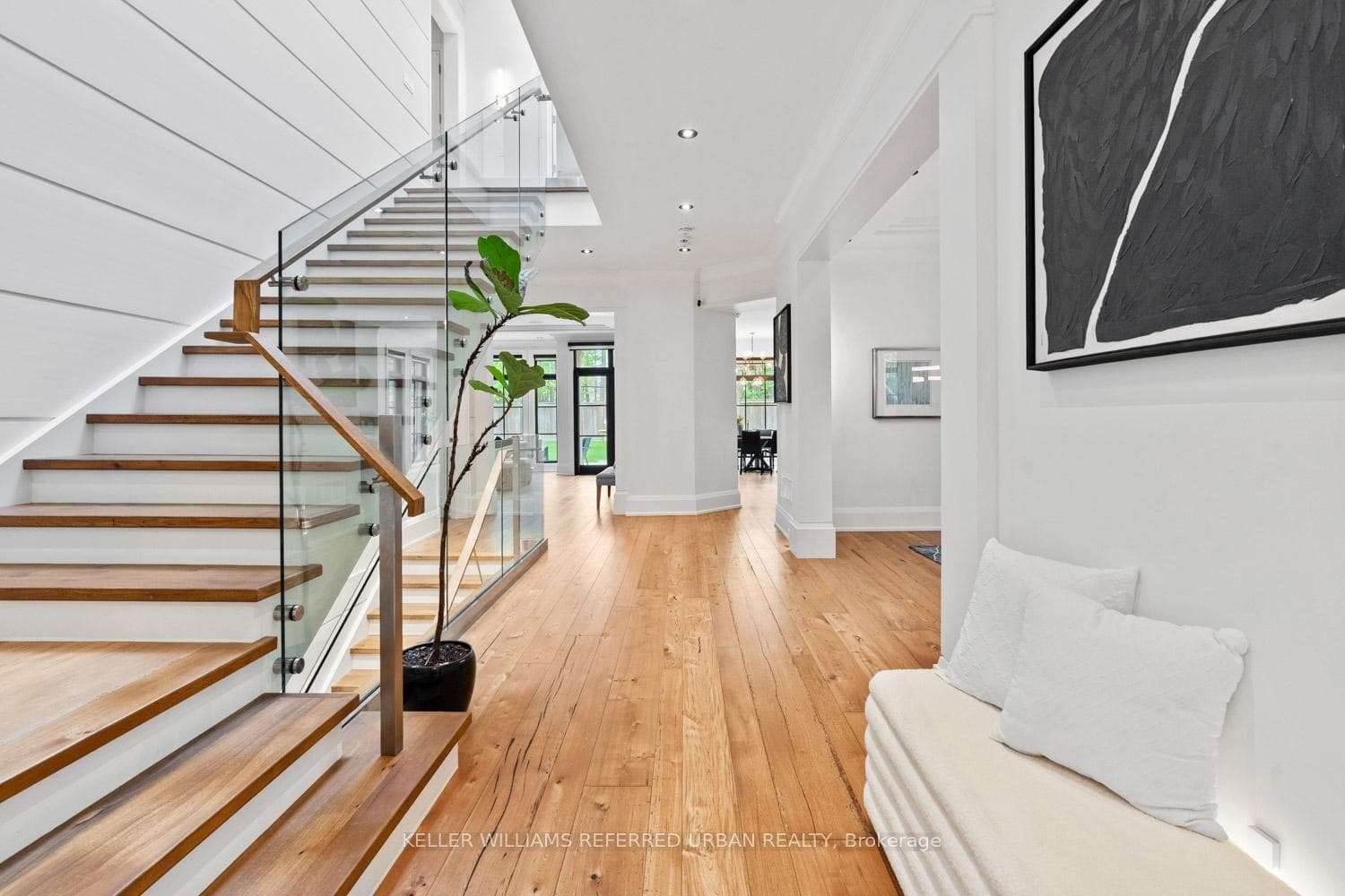 45 Norden Crescent - Detached photo 6 of 50 in Don Mills / Parkwoods / Victoria Village, Ontario