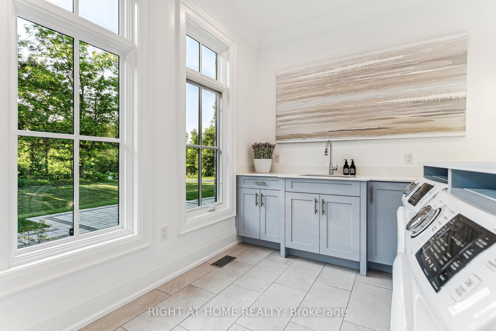 2606 Harvestmoon Lane - Detached photo 44 of 50 in Burlington, Ontario