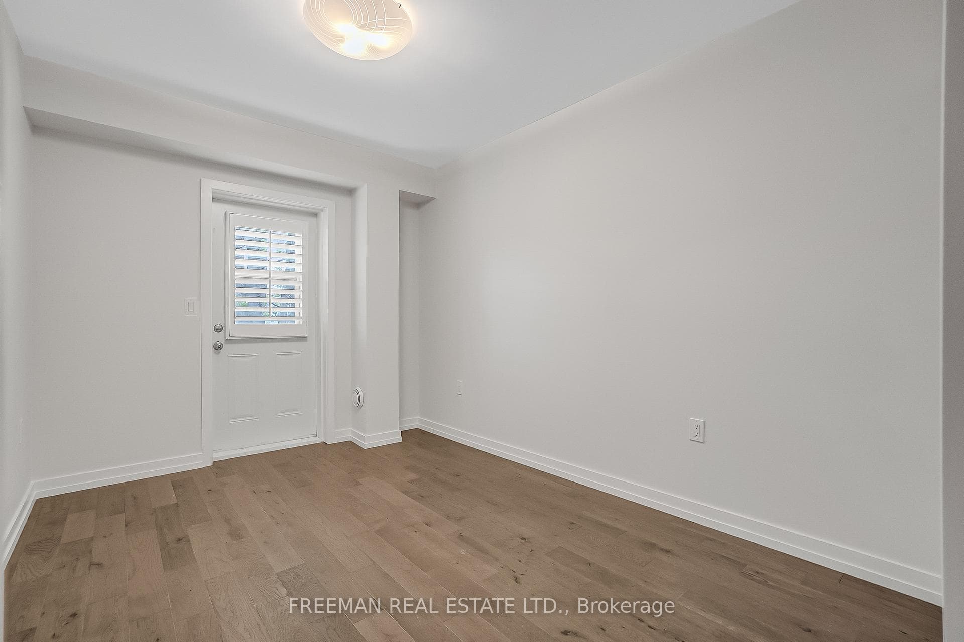 12 Arlington Avenue - Detached photo 12 of 46 in Annex / Yorkville / Summerhill, Ontario