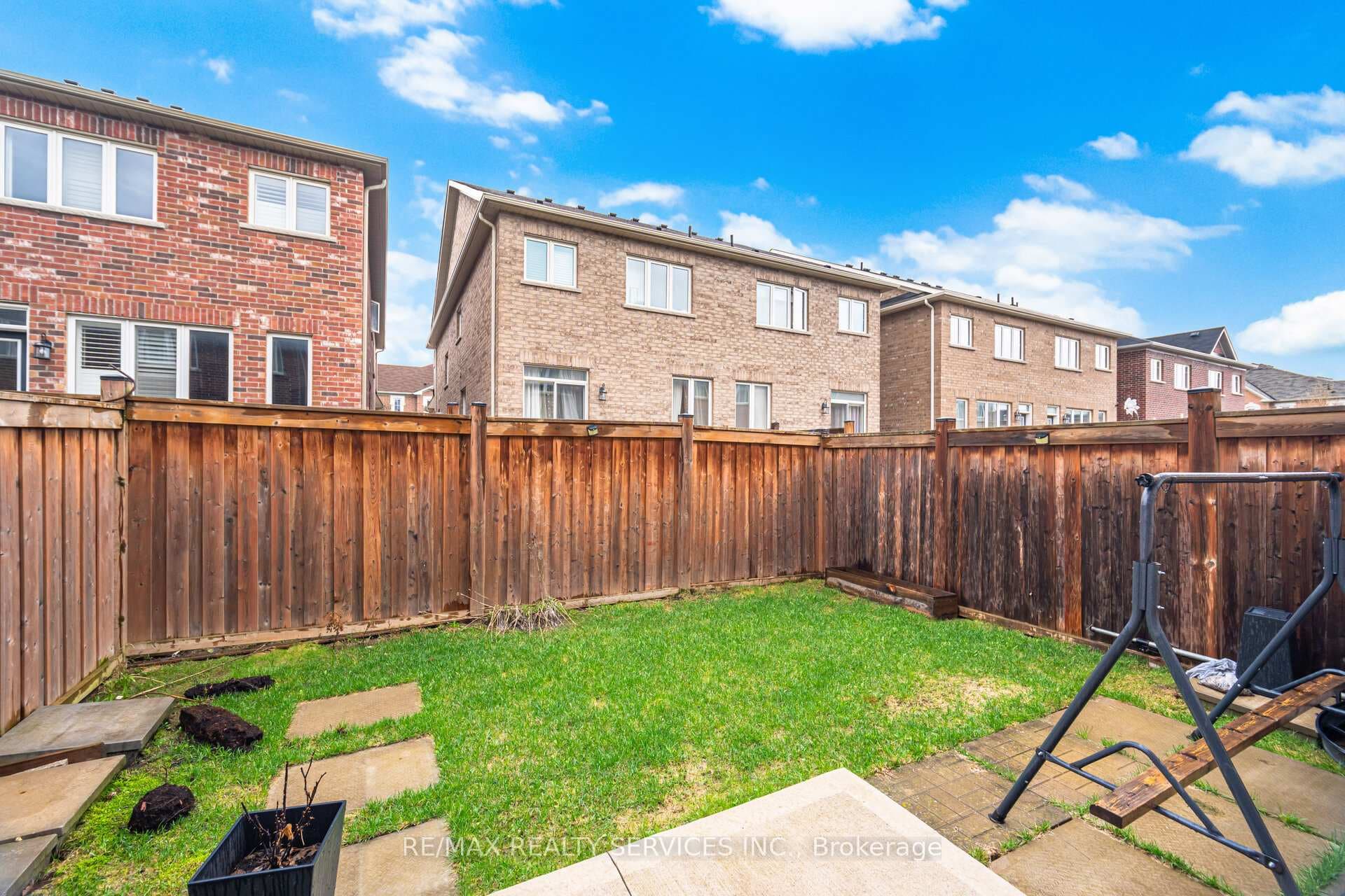 25 Baffin Crescent - Semi-Detached photo 42 of 50 in Brampton, Ontario