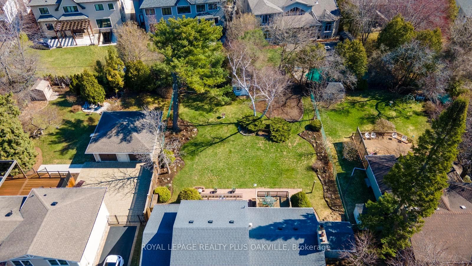 227 Sandwell Drive - Detached photo 31 of 44 in Oakville, Ontario