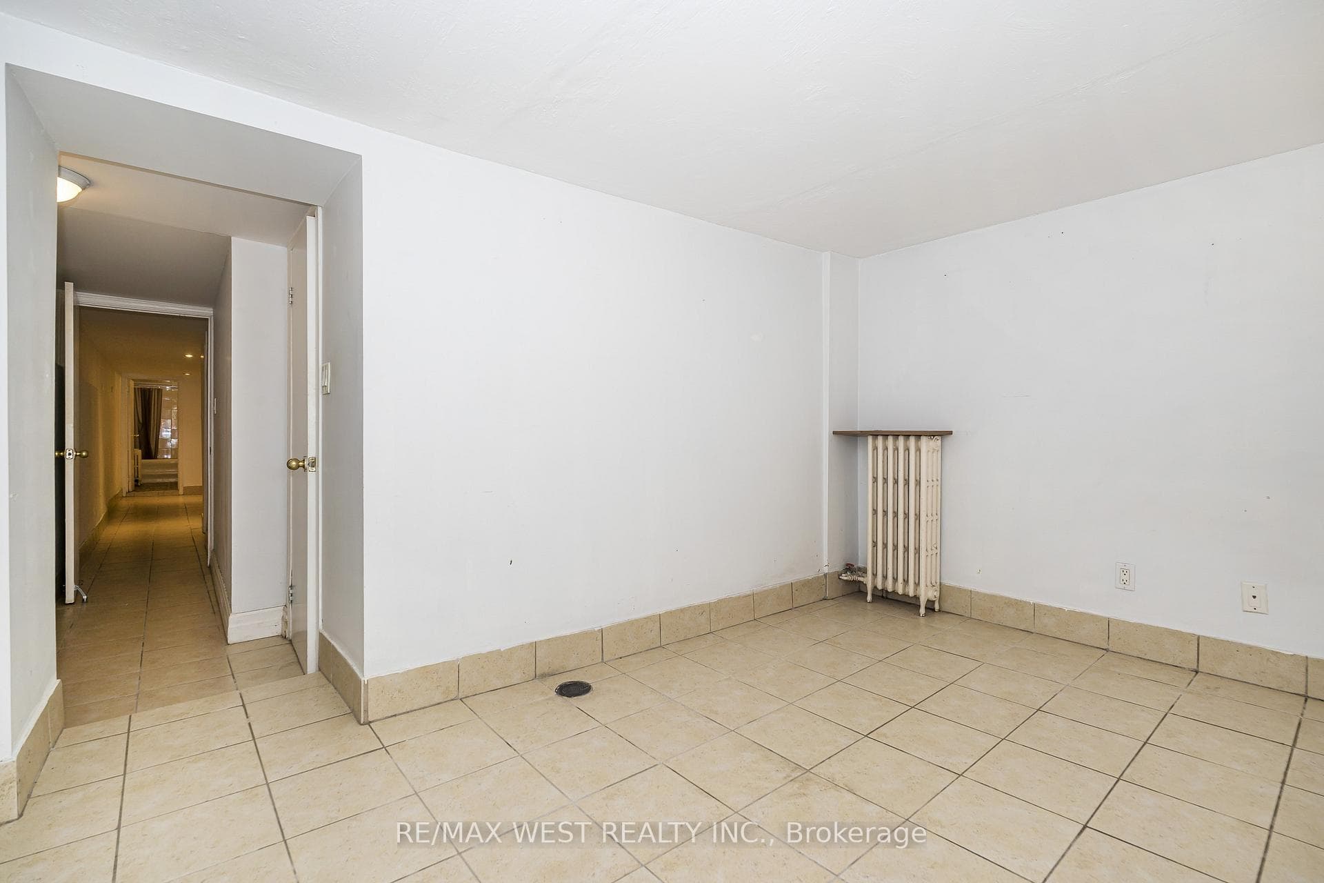 404 Manning Avenue - Semi-Detached photo 36 of 41 in Downtown Toronto / Waterfront, Ontario