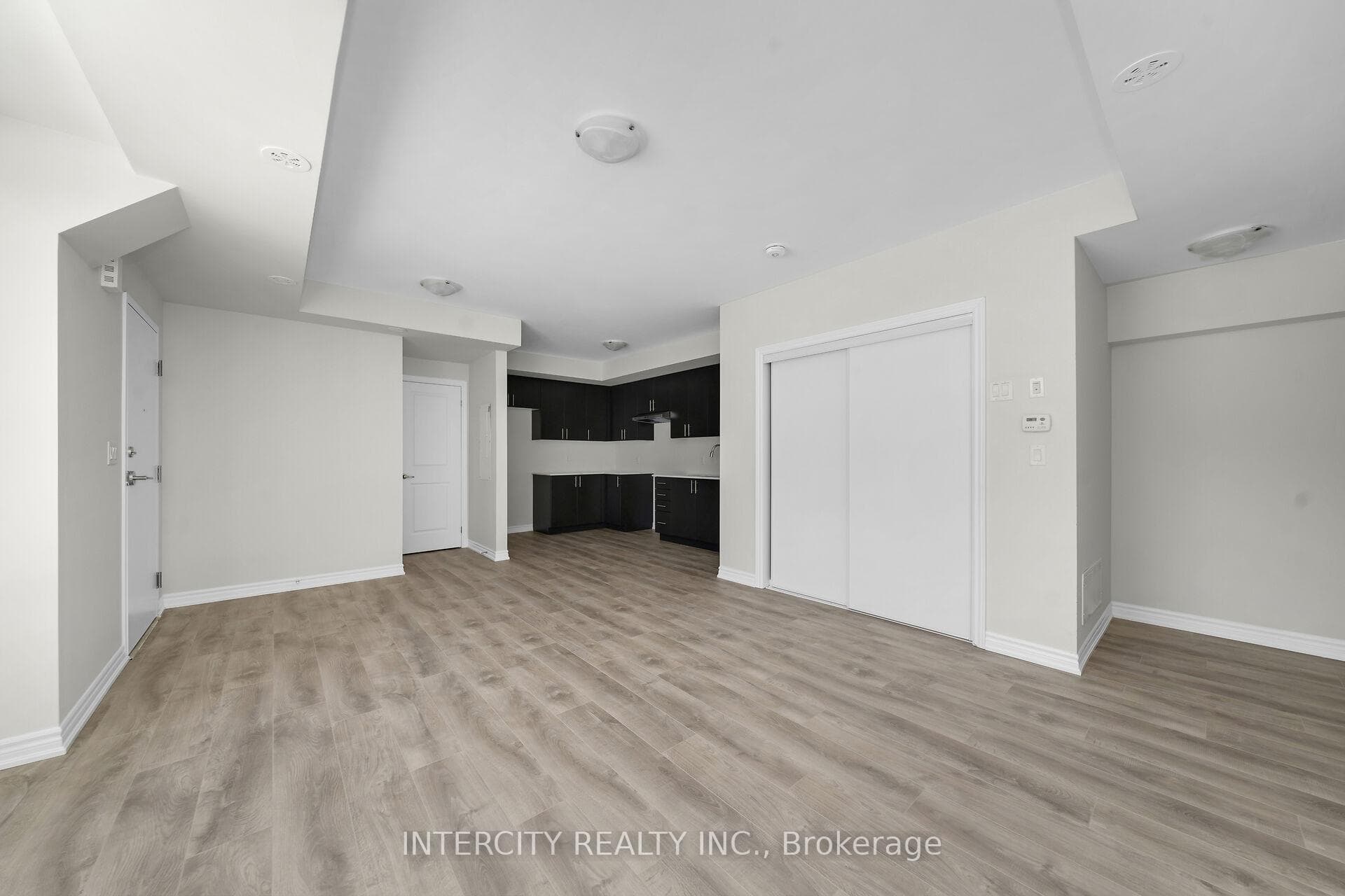 13 Vibrant Way Unit 37F - Condo photo 6 of 17 in Caledon, Ontario