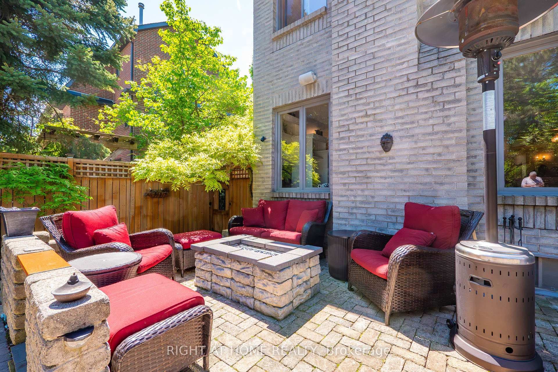 2005 Oak Springs Road - Detached photo 41 of 50 in Oakville, Ontario