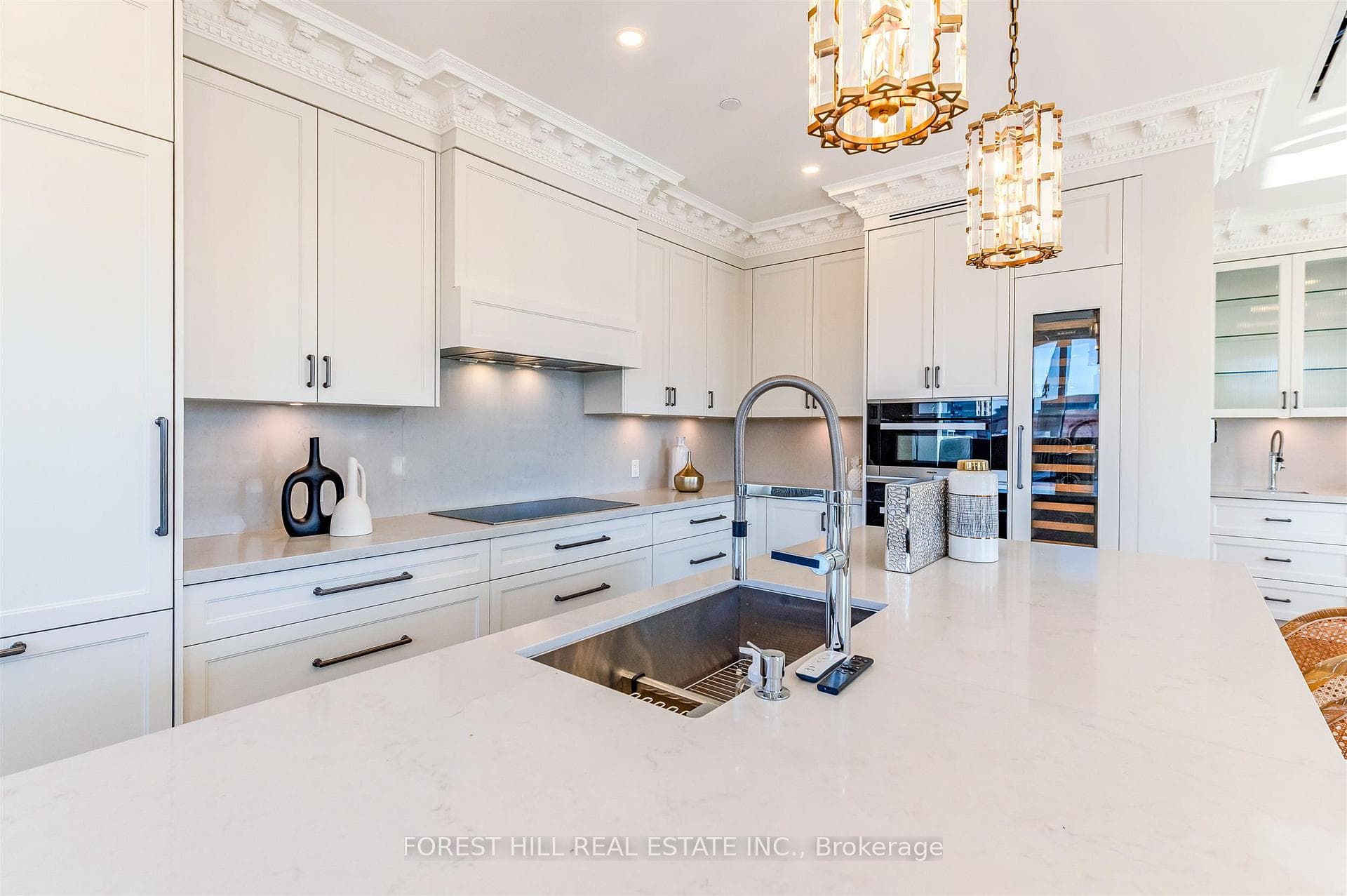 128 Hazelton Avenue Unit 602 - Condo photo 13 of 43 in Annex / Yorkville / Summerhill, Ontario