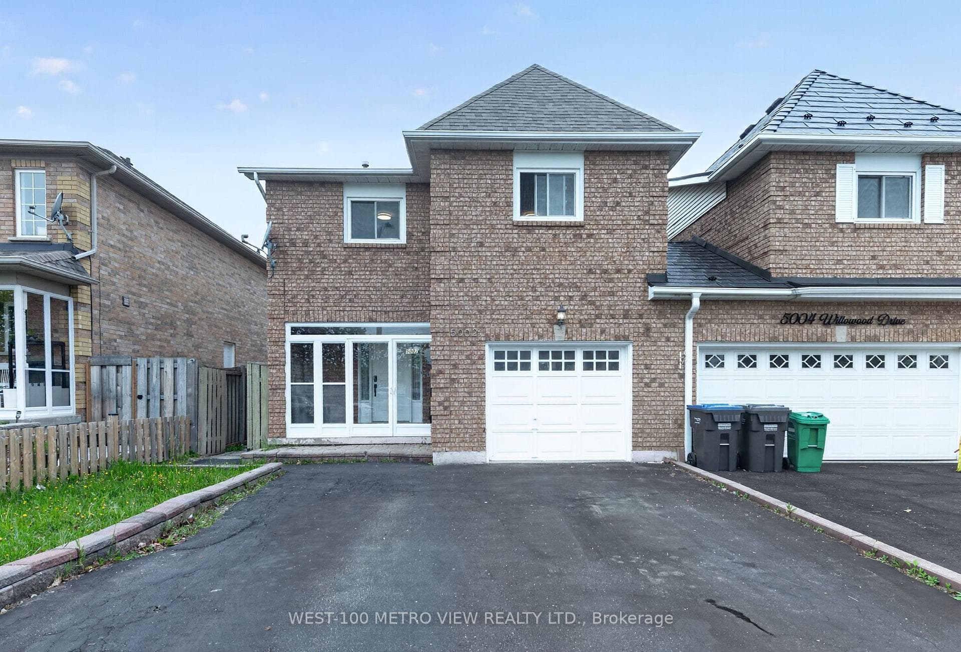 5002 Willowood Drive - home for sale in Mississauga, Ontario