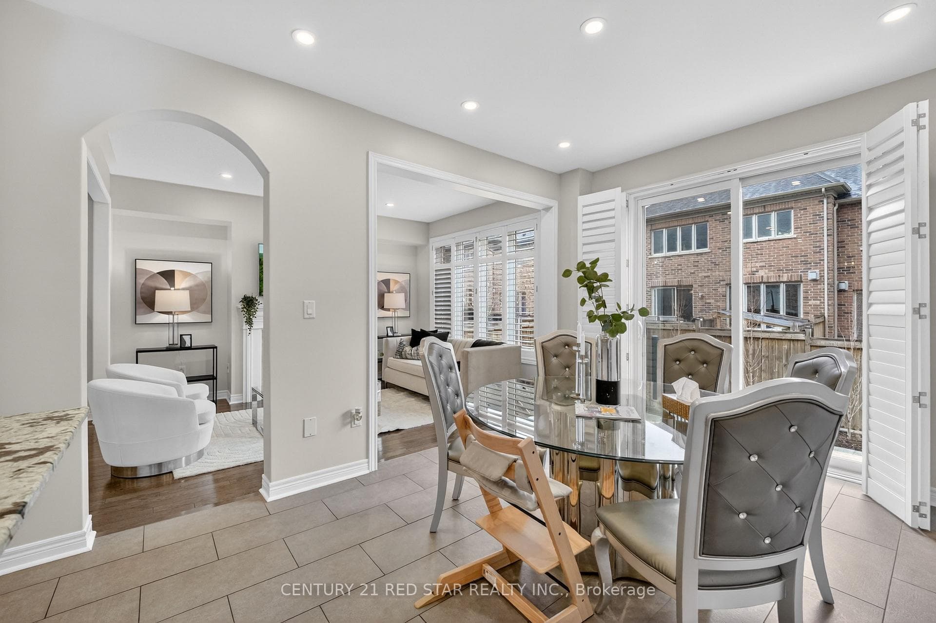 2416 Village Common - Townhouse photo 21 of 50 in Oakville, Ontario