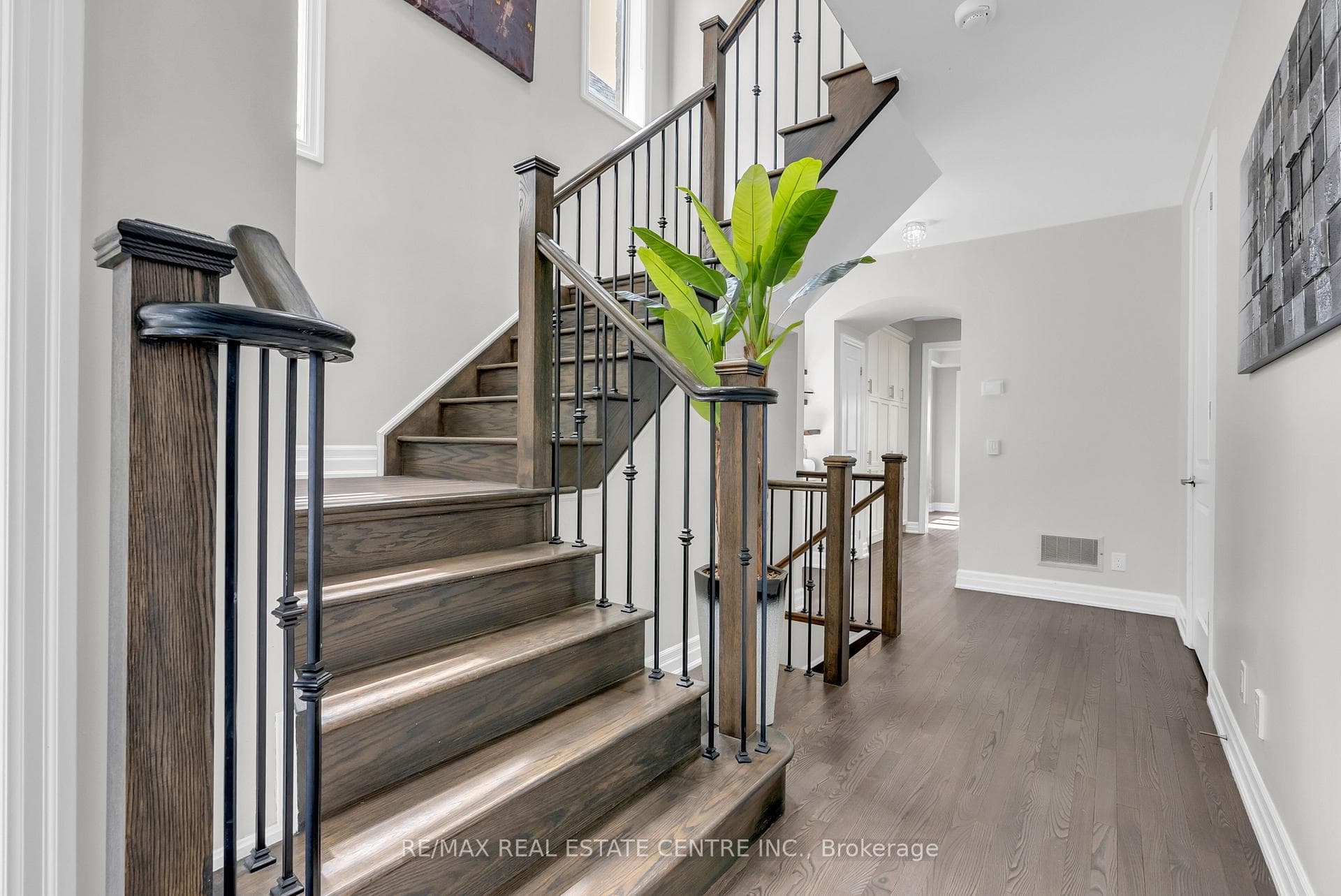 24 Rising Hill Ridge - Semi-Detached photo 19 of 47 in Brampton, Ontario