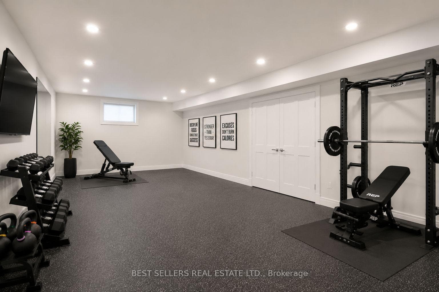 395 Klein Circle - Detached photo 31 of 38 in Hamilton, Ontario