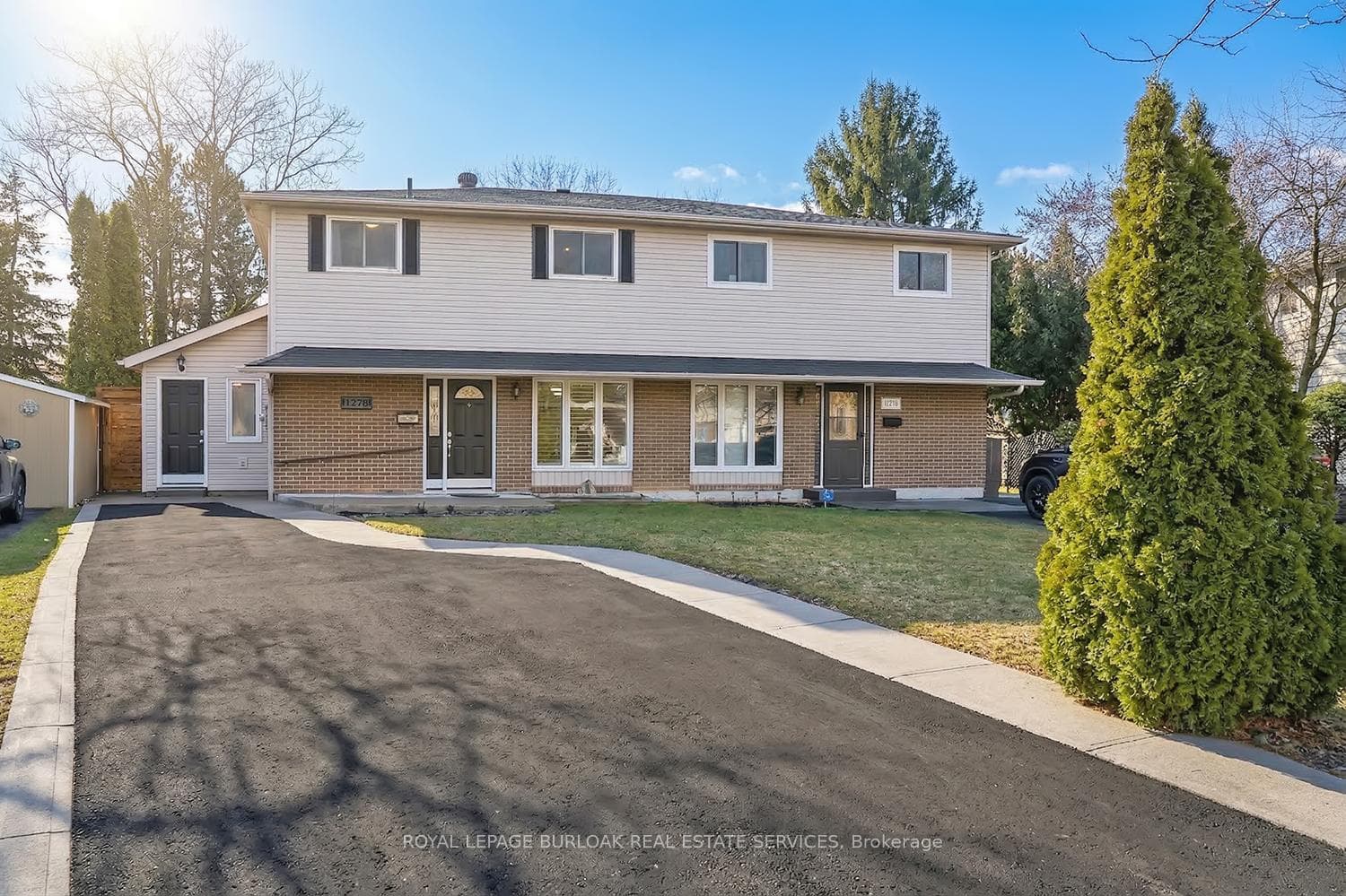 1278 Consort Crescent - home for sale in Burlington, Ontario