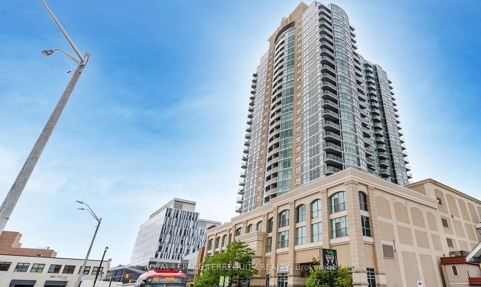 9 George Street Unit 2311 - Condo photo 2 of 44 in Brampton, Ontario
