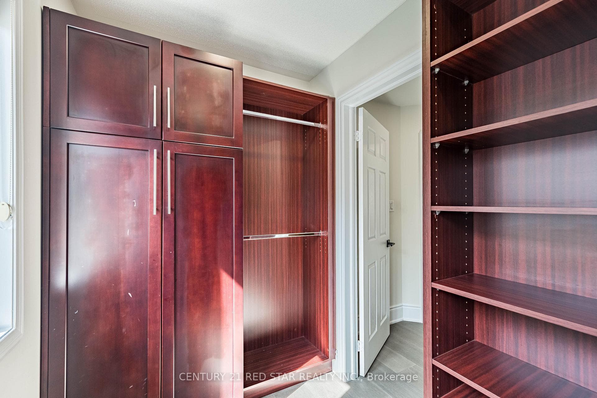 396 Derrydale Drive - Detached photo 24 of 48 in Mississauga, Ontario