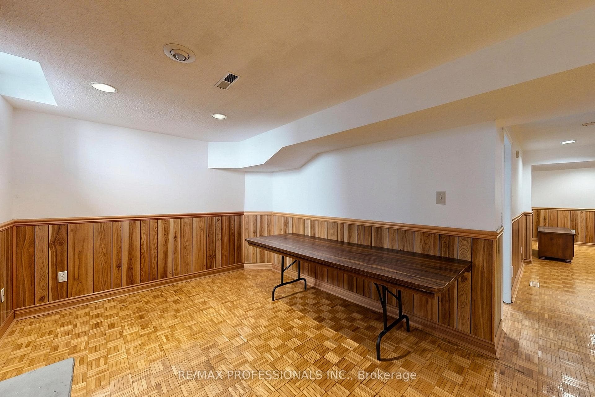 970 Silversmith Drive - Detached photo 40 of 50 in Mississauga, Ontario