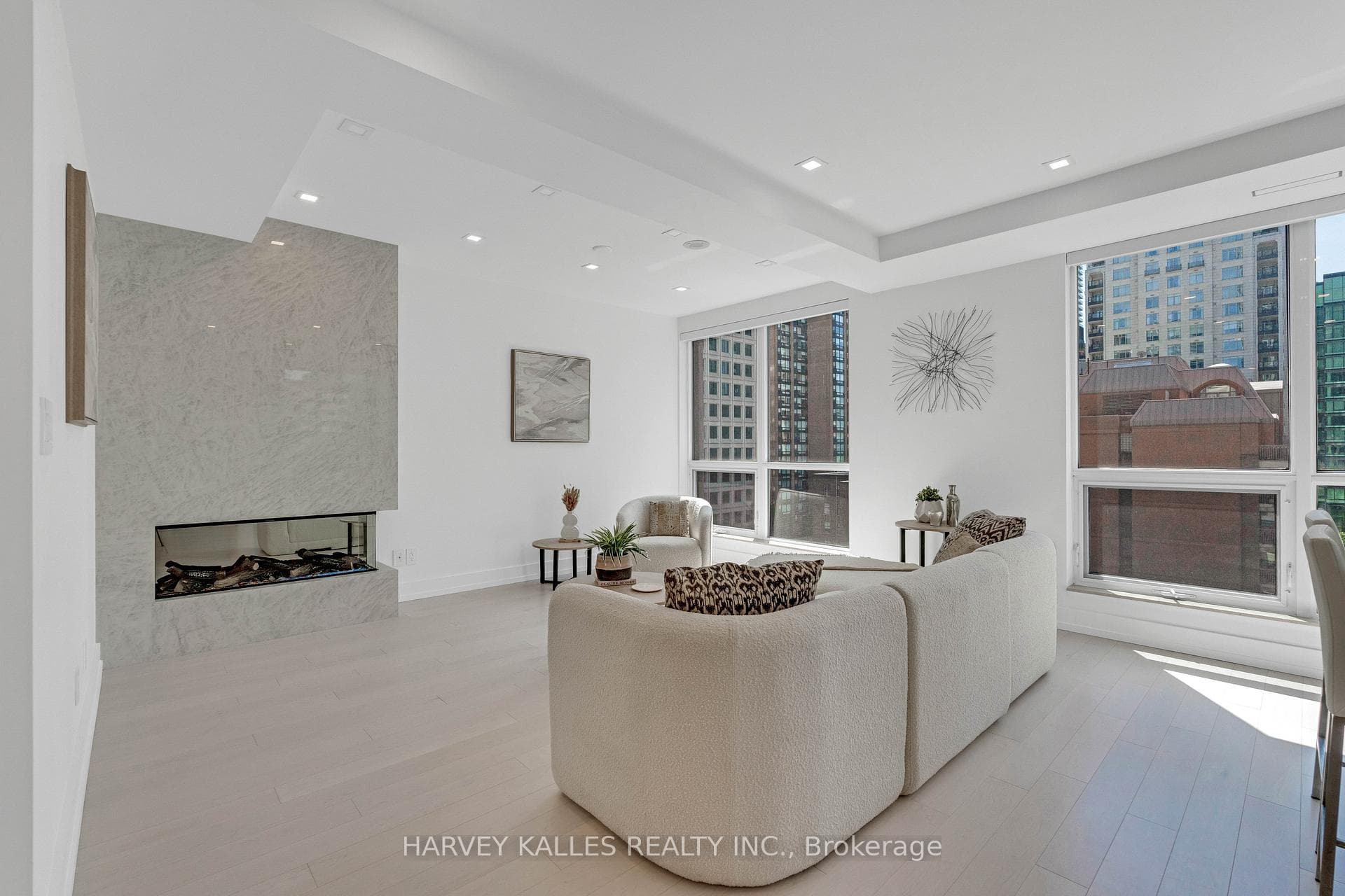 10 Bellair Street Unit 603 - Condo photo 7 of 38 in Annex / Yorkville / Summerhill, Ontario
