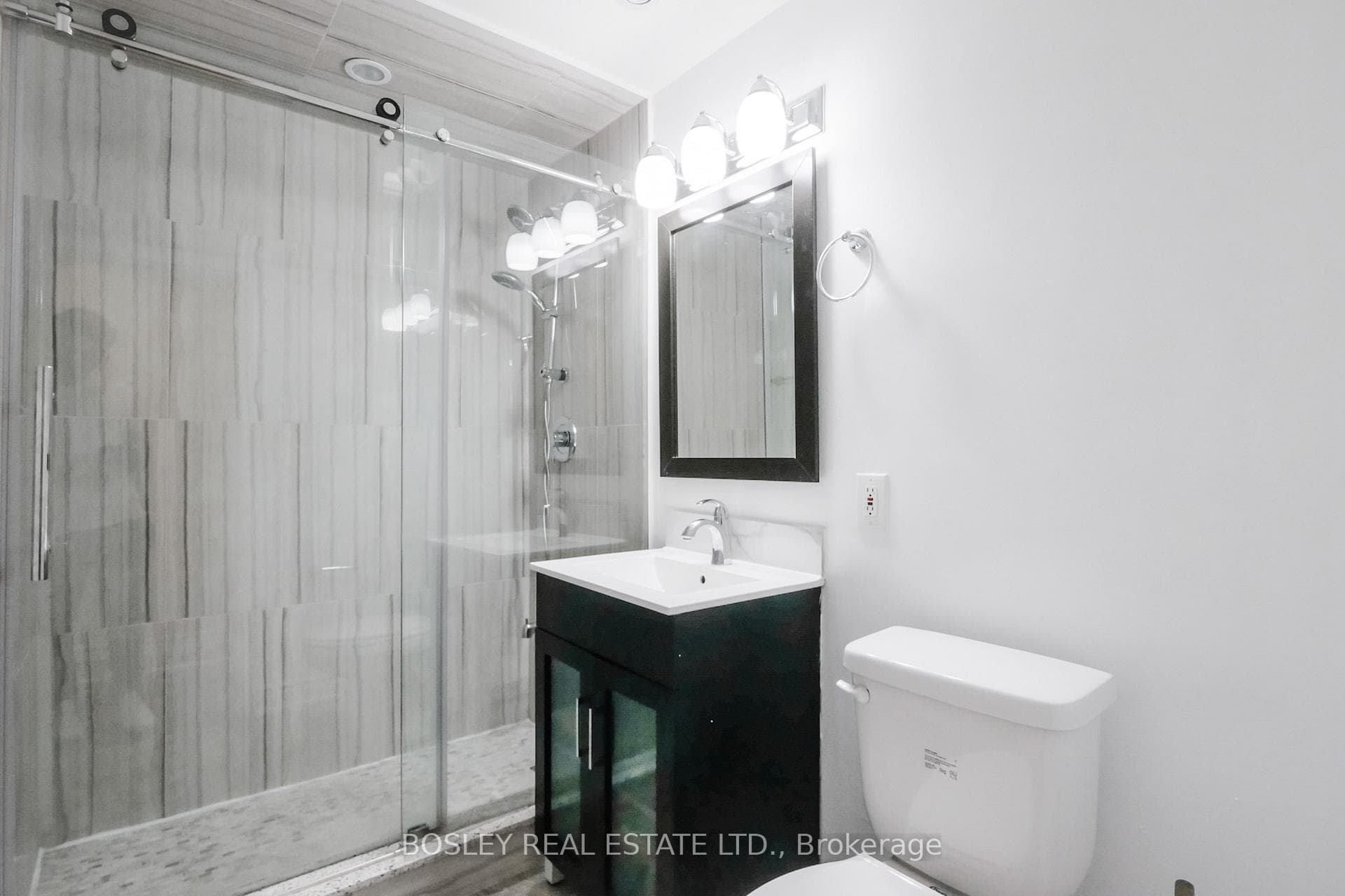 123 Seaton Street - Multi-Family photo 22 of 41 in Regent Park / Cabbagetown / St. James Town, Ontario