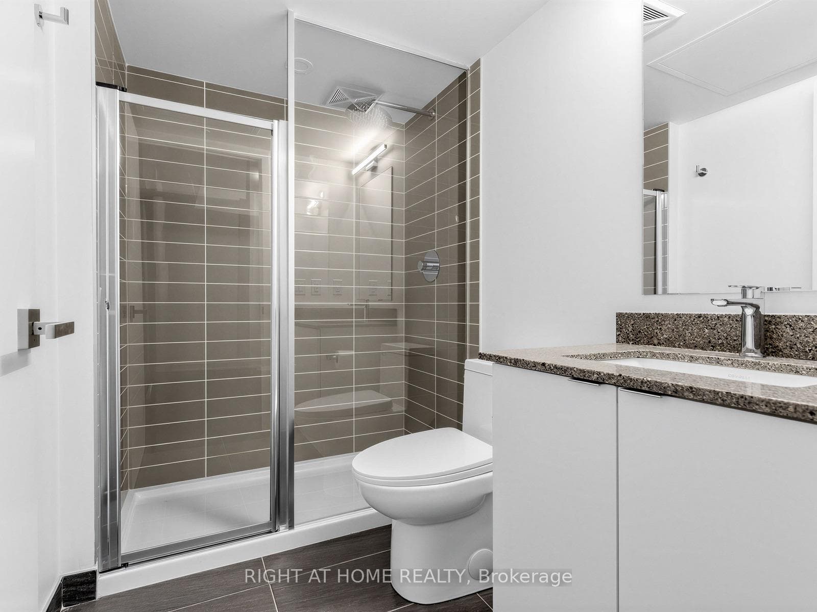 500 Wilson Avenue Unit 423 - Condo photo 13 of 23 in North York (Bathurst Manor / Clanton Park), Ontario
