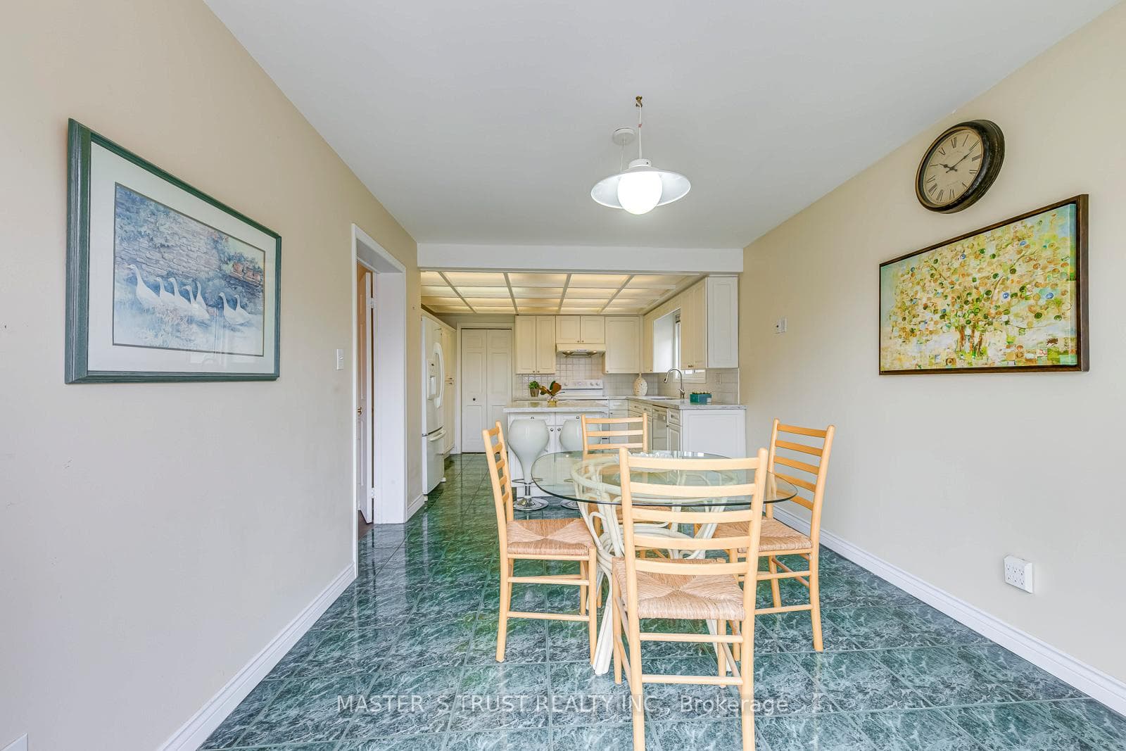 2591 Robin Drive - Detached photo 18 of 50 in Mississauga, Ontario