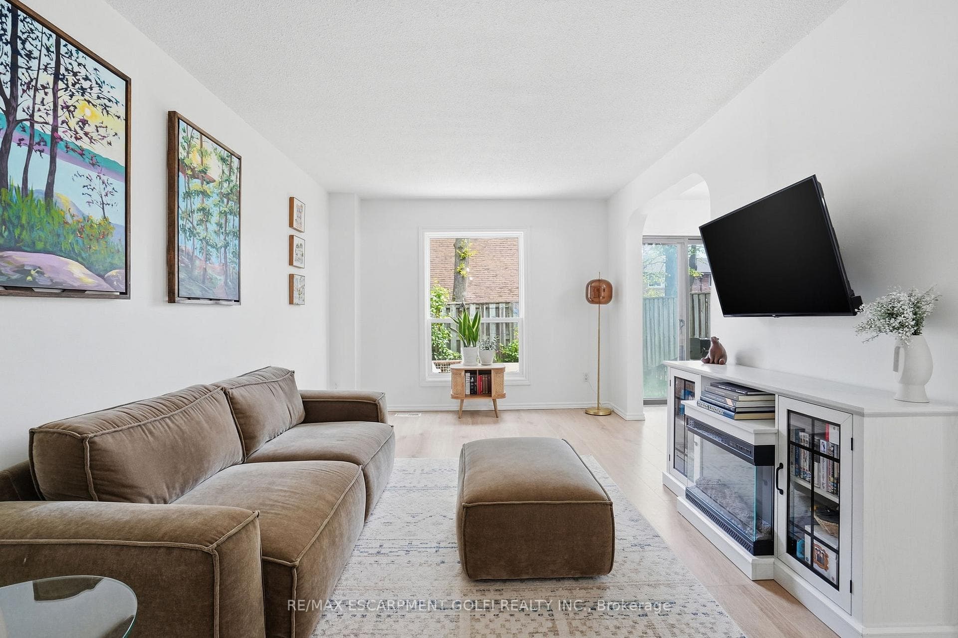 660 OXFORD Road Unit 17 - Condo photo 4 of 31 in Burlington, Ontario