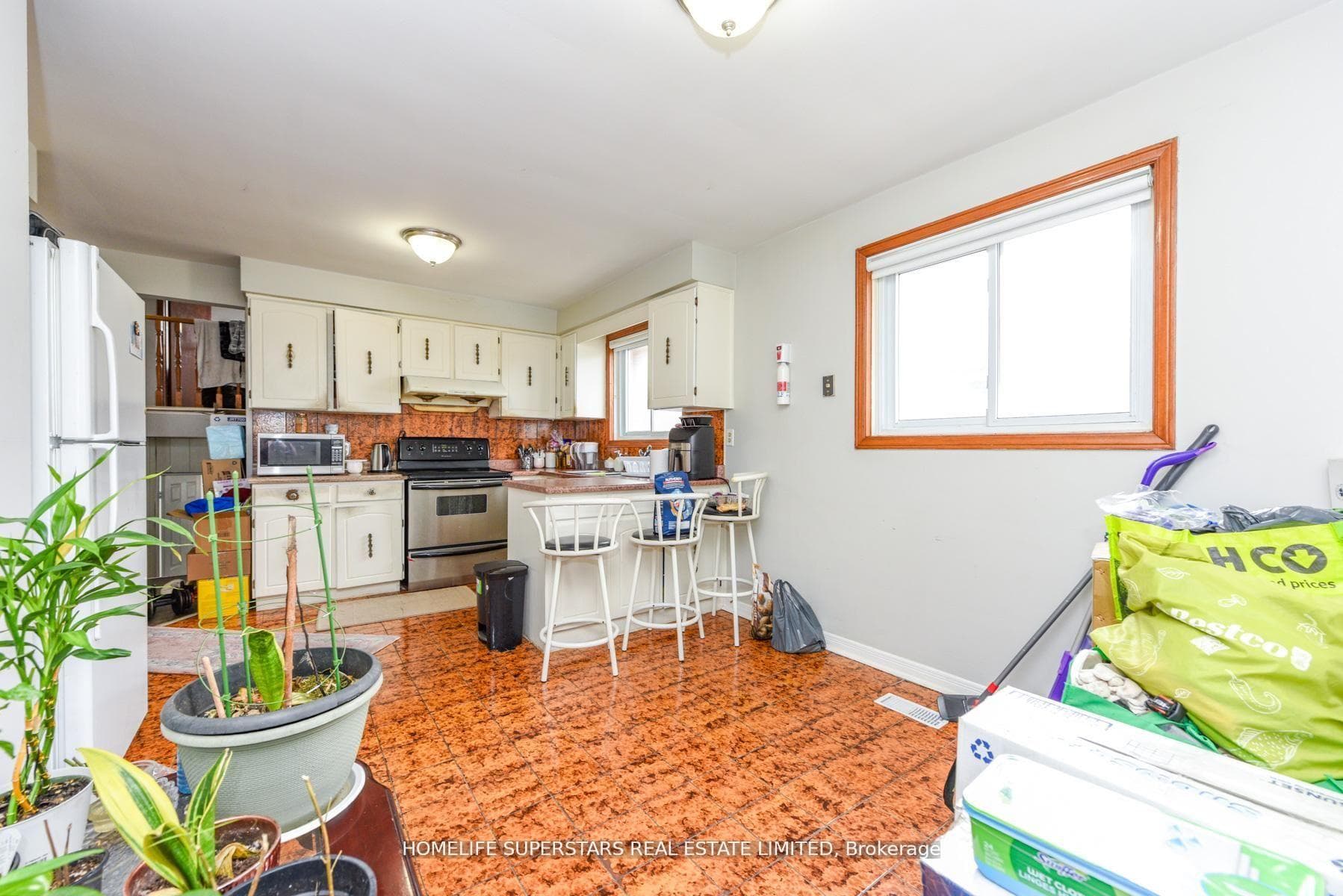 306 Royal Salisbury Way - Semi-Detached photo 10 of 22 in Brampton, Ontario