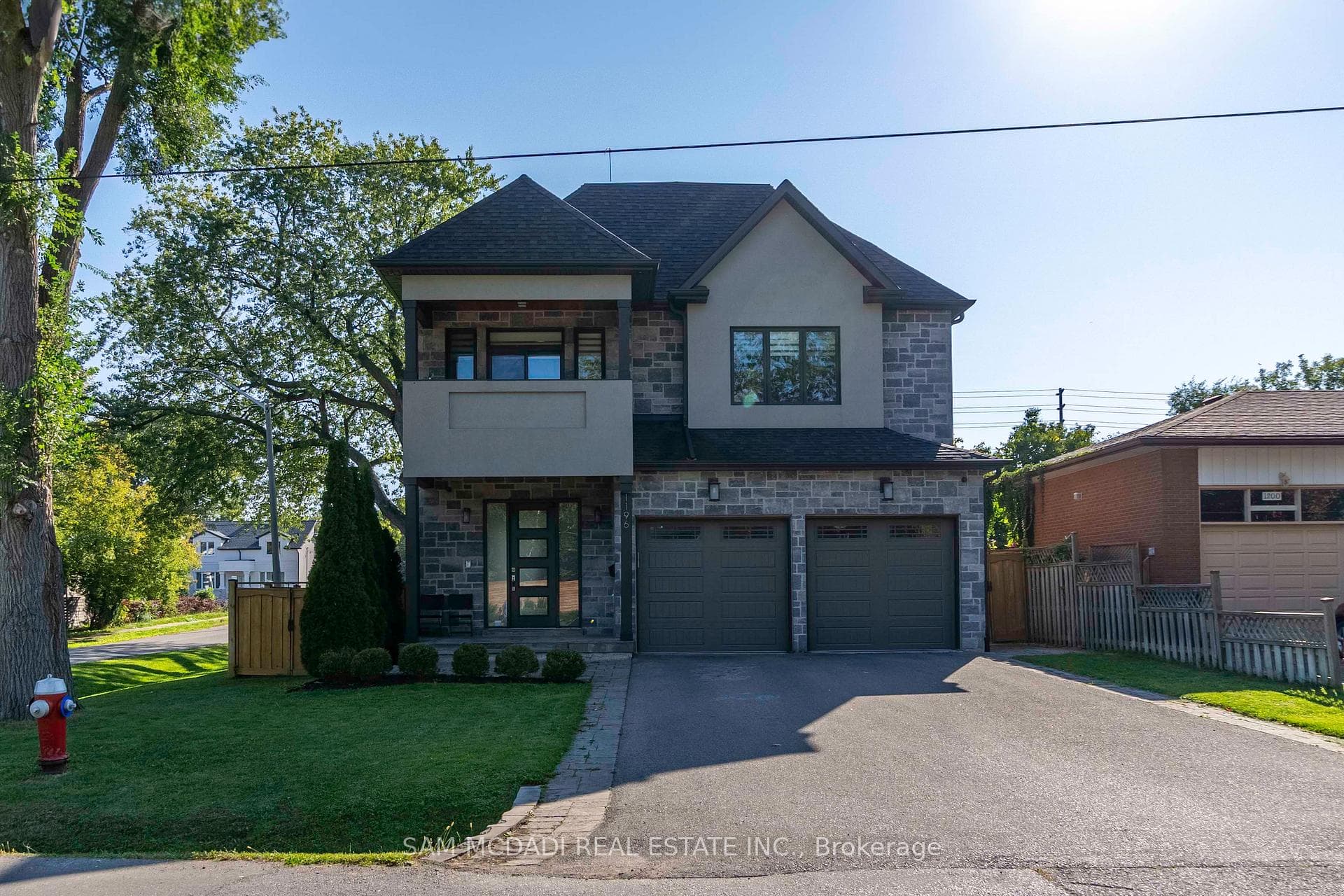 1196 Strathy Avenue, Mississauga — home with in-law suite