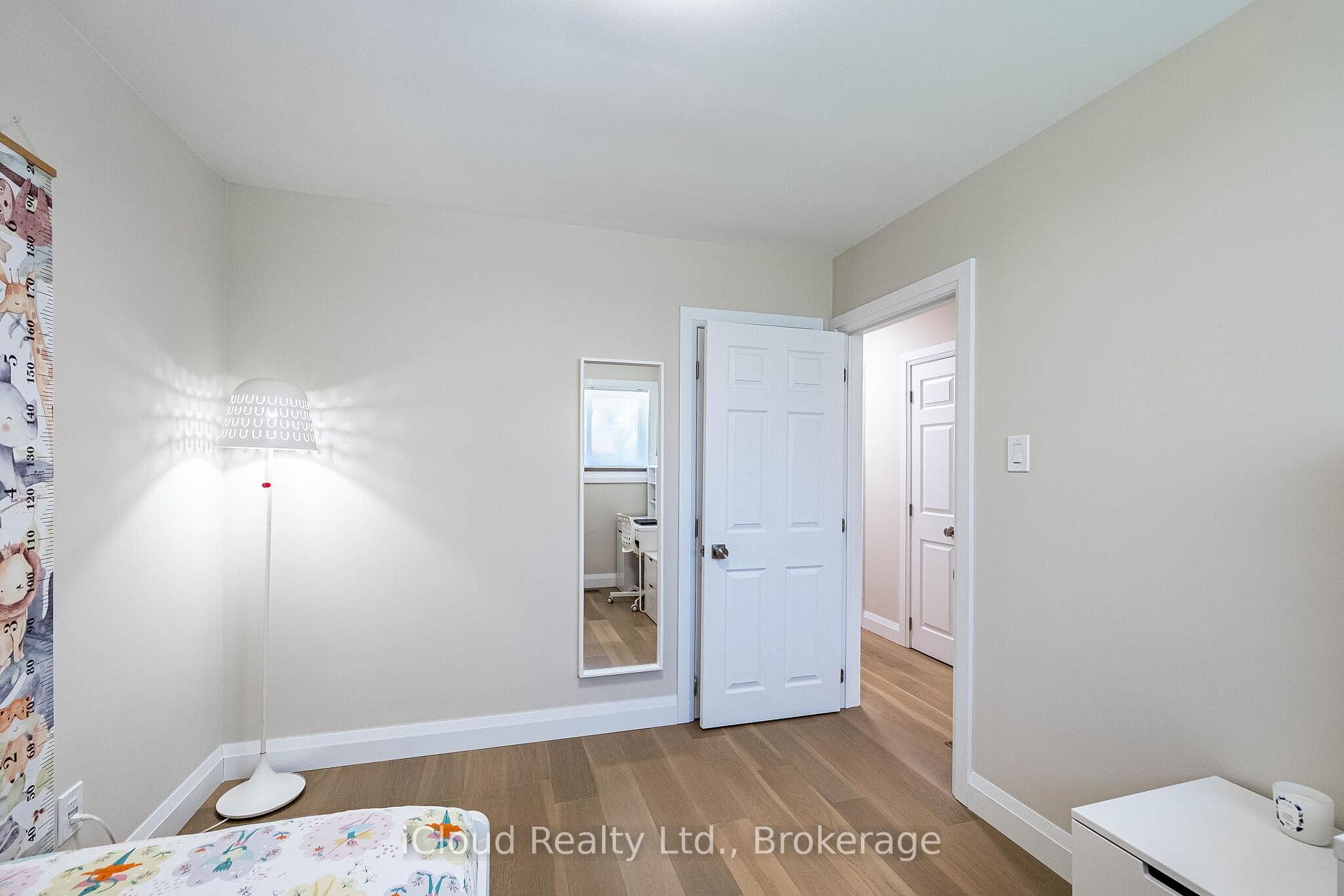 1195 Stanley Drive - Detached photo 22 of 50 in Burlington, Ontario