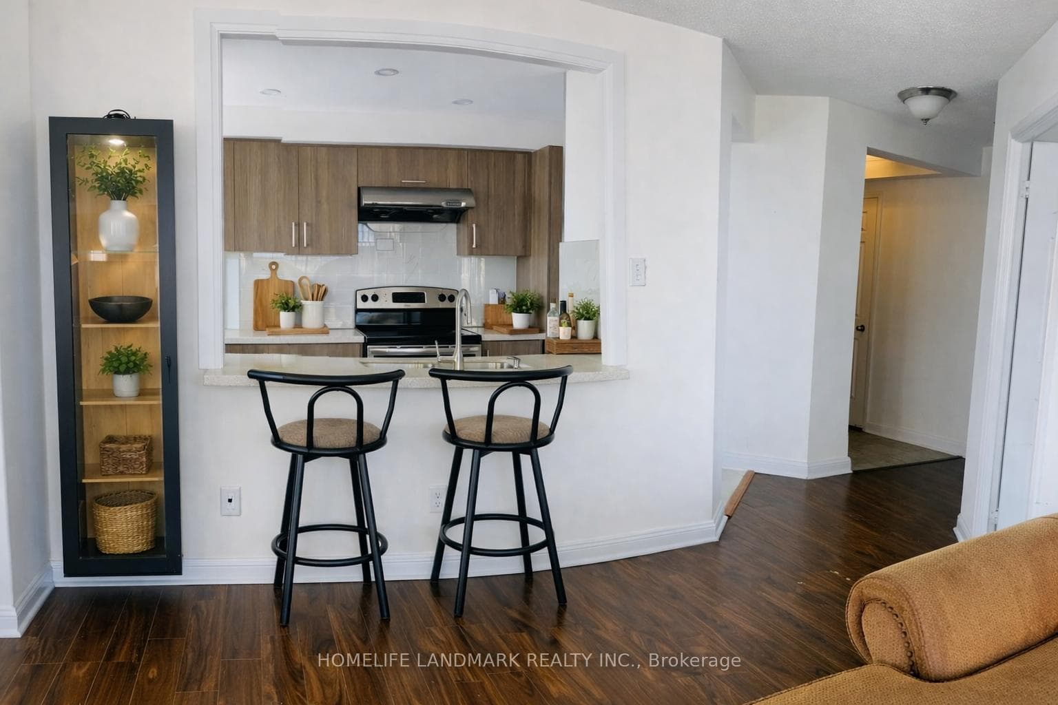22 Hanover Road Unit 1510 - Condo photo 4 of 24 in Brampton, Ontario