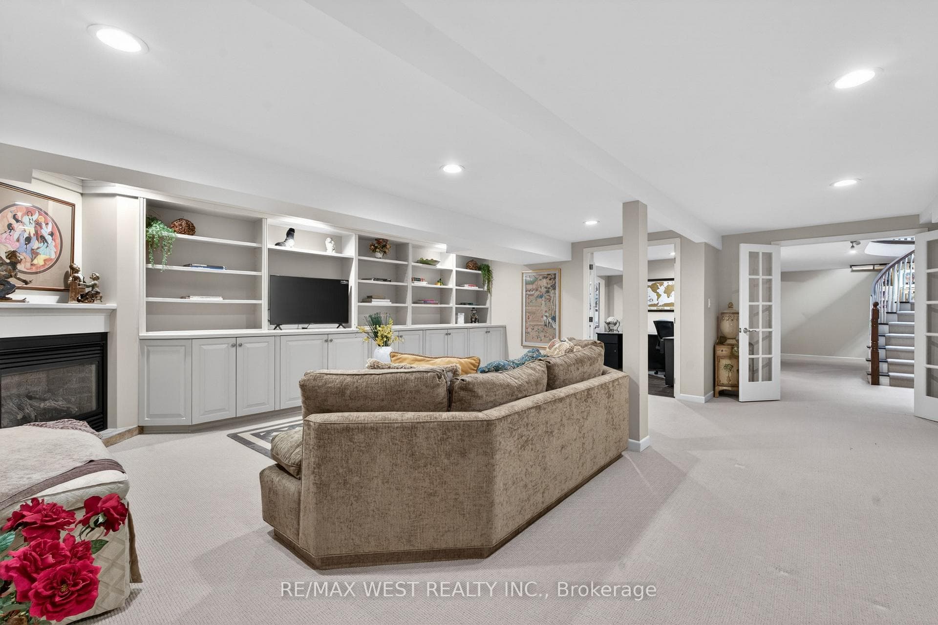 16 Caravan Drive - Detached photo 33 of 49 in Don Mills / Parkwoods / Victoria Village, Ontario