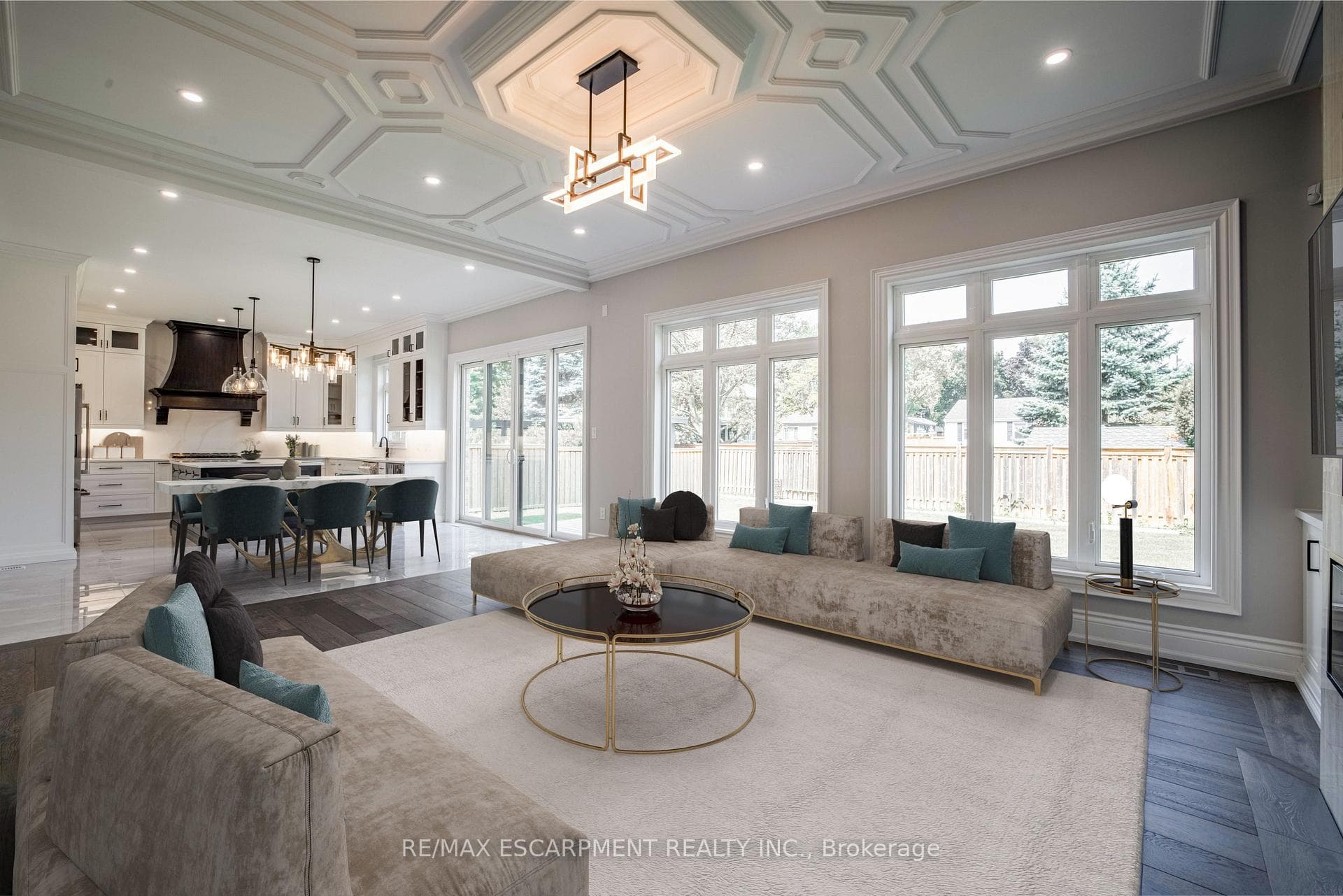 31 Bayside Court - Detached for sale in Tyandaga, Ontario