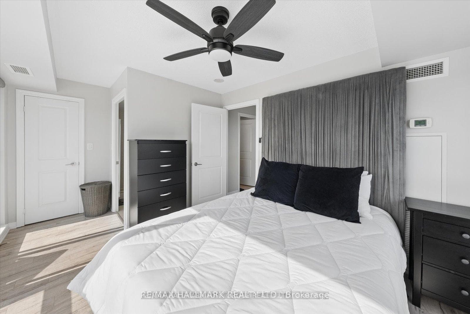 30 Herons Hill Way Unit 906 - Condo photo 26 of 39 in Hillcrest Village / Bayview Village, Ontario