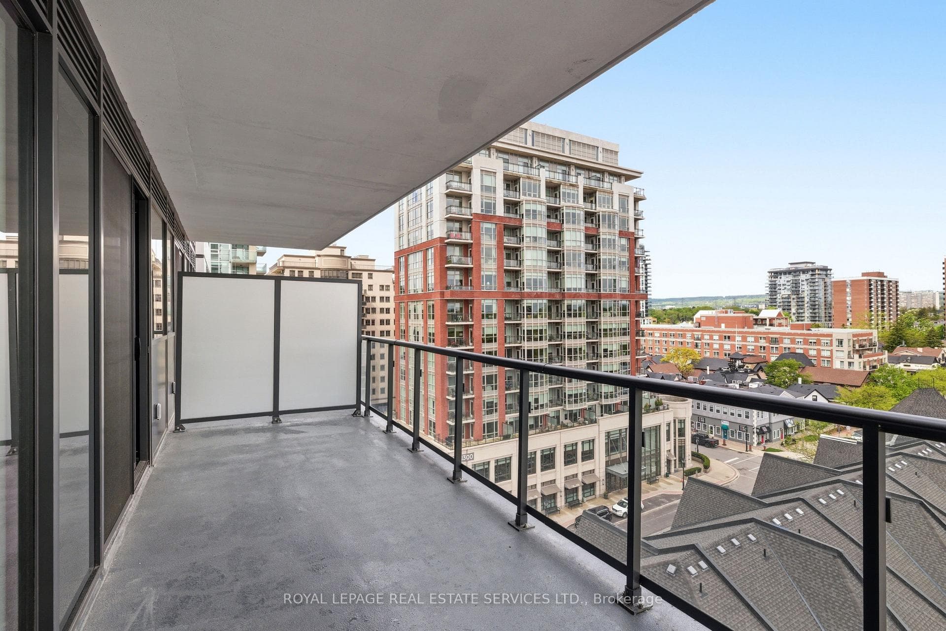 2075 Lakeshore Road Unit 711 - Condo photo 22 of 36 in Burlington, Ontario