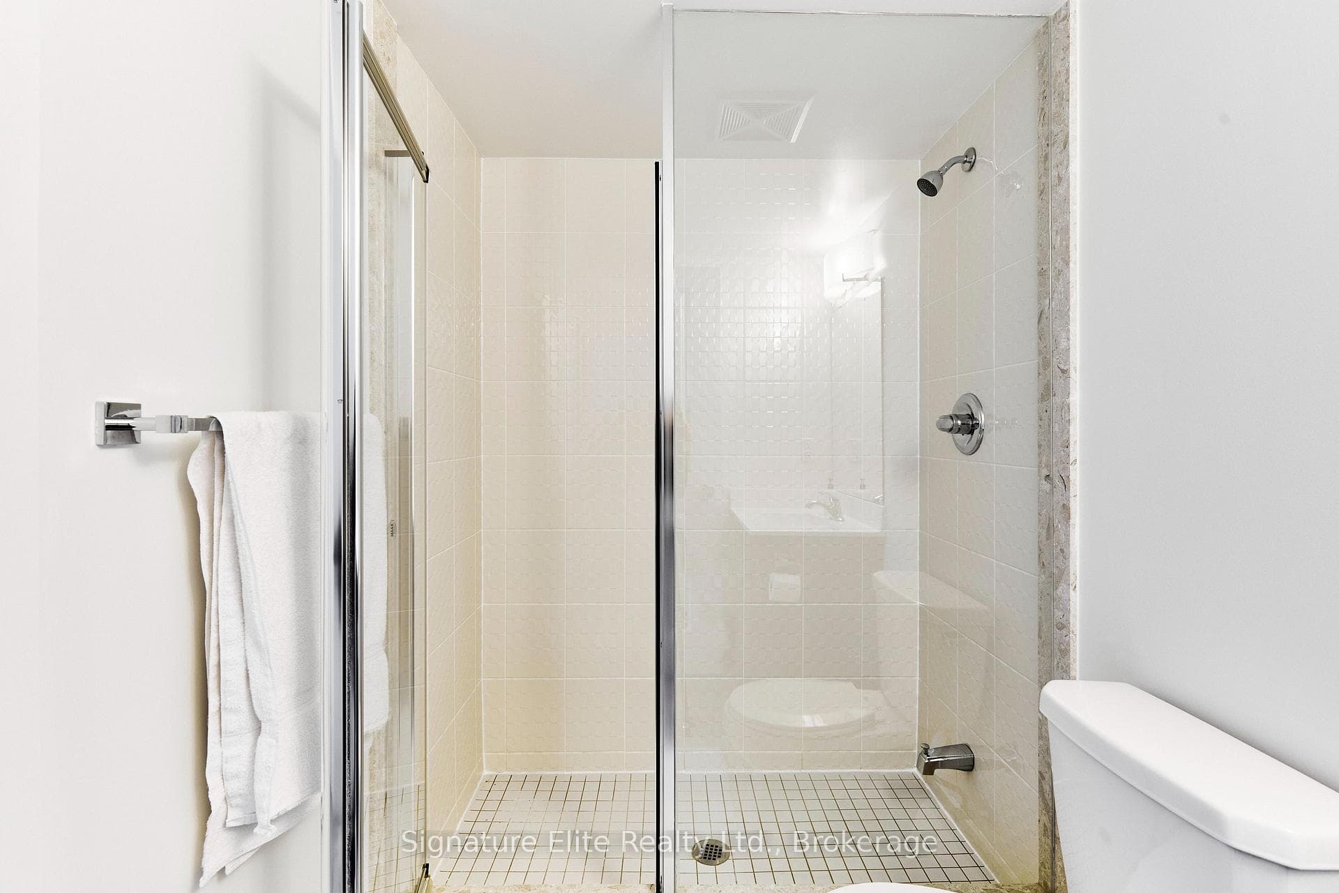 3520 Danforth Avenue Unit 301 - Condo photo 13 of 29 in Birch Cliff / Cliffside, Ontario