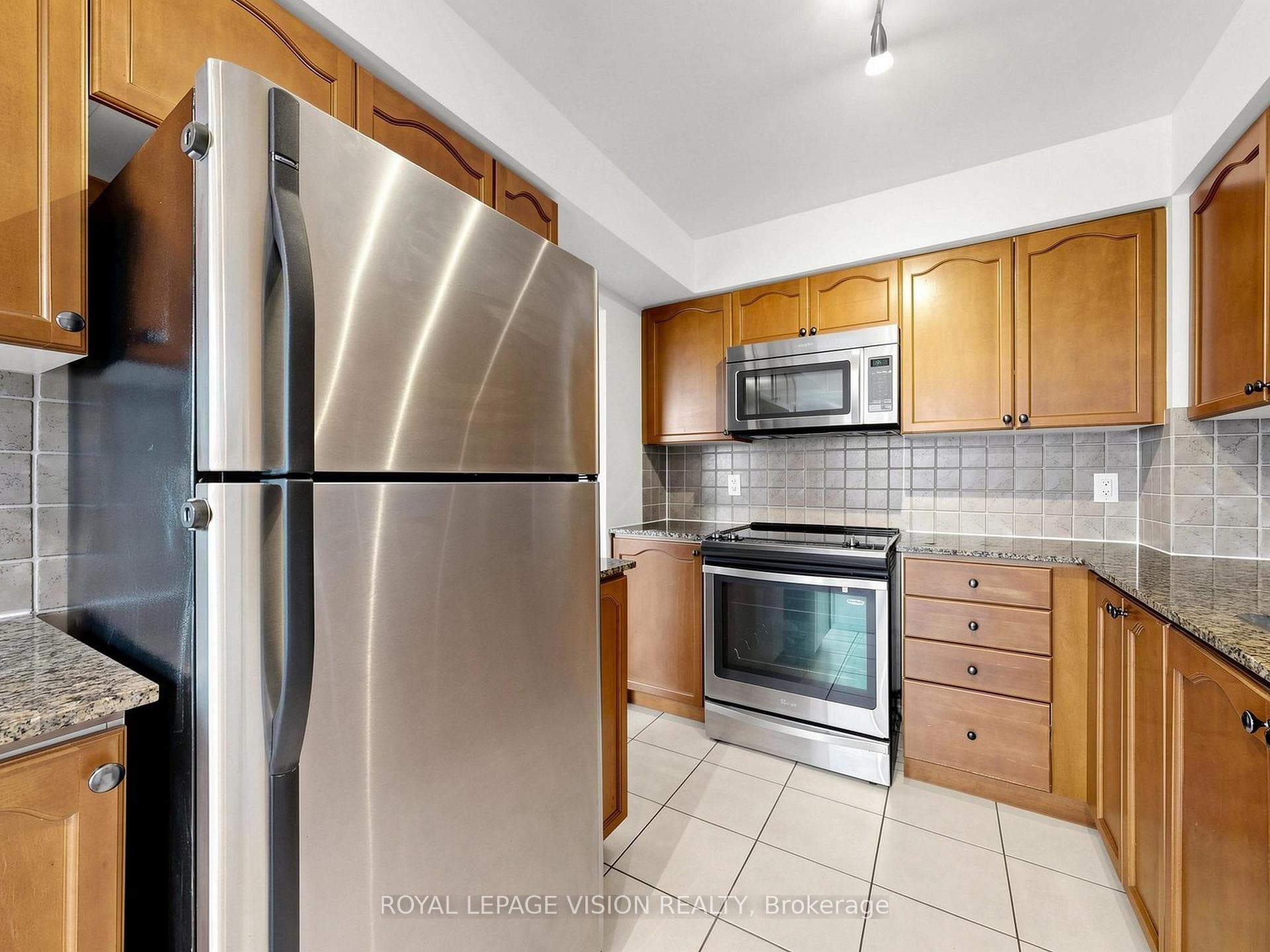 83 Borough Drive Unit 1415 - Condo photo 9 of 29 in Scarborough (West Hill / Highland Creek), Ontario