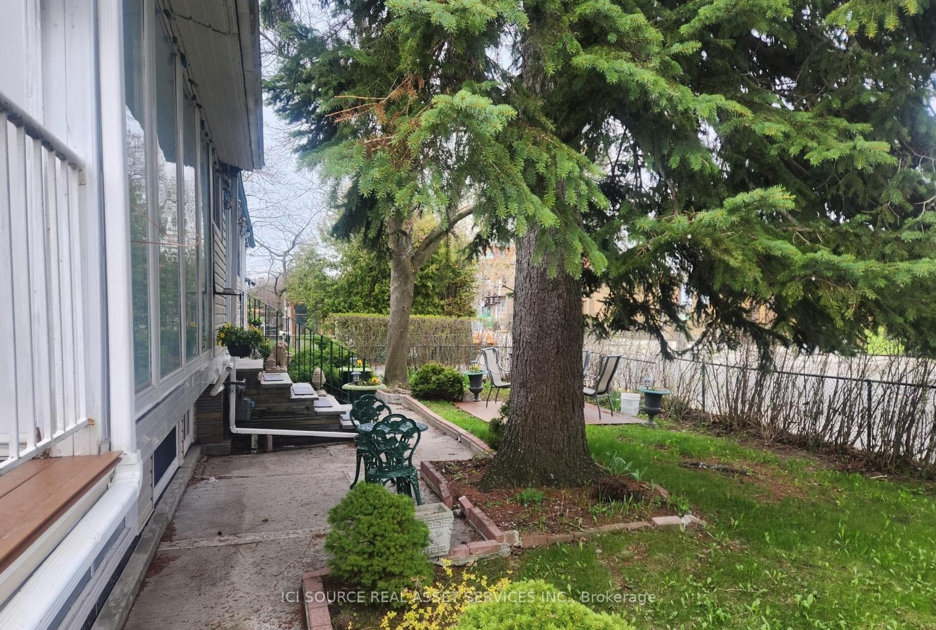 43 Ridgemoor Avenue - Detached photo 35 of 38 in Birch Cliff / Cliffside, Ontario