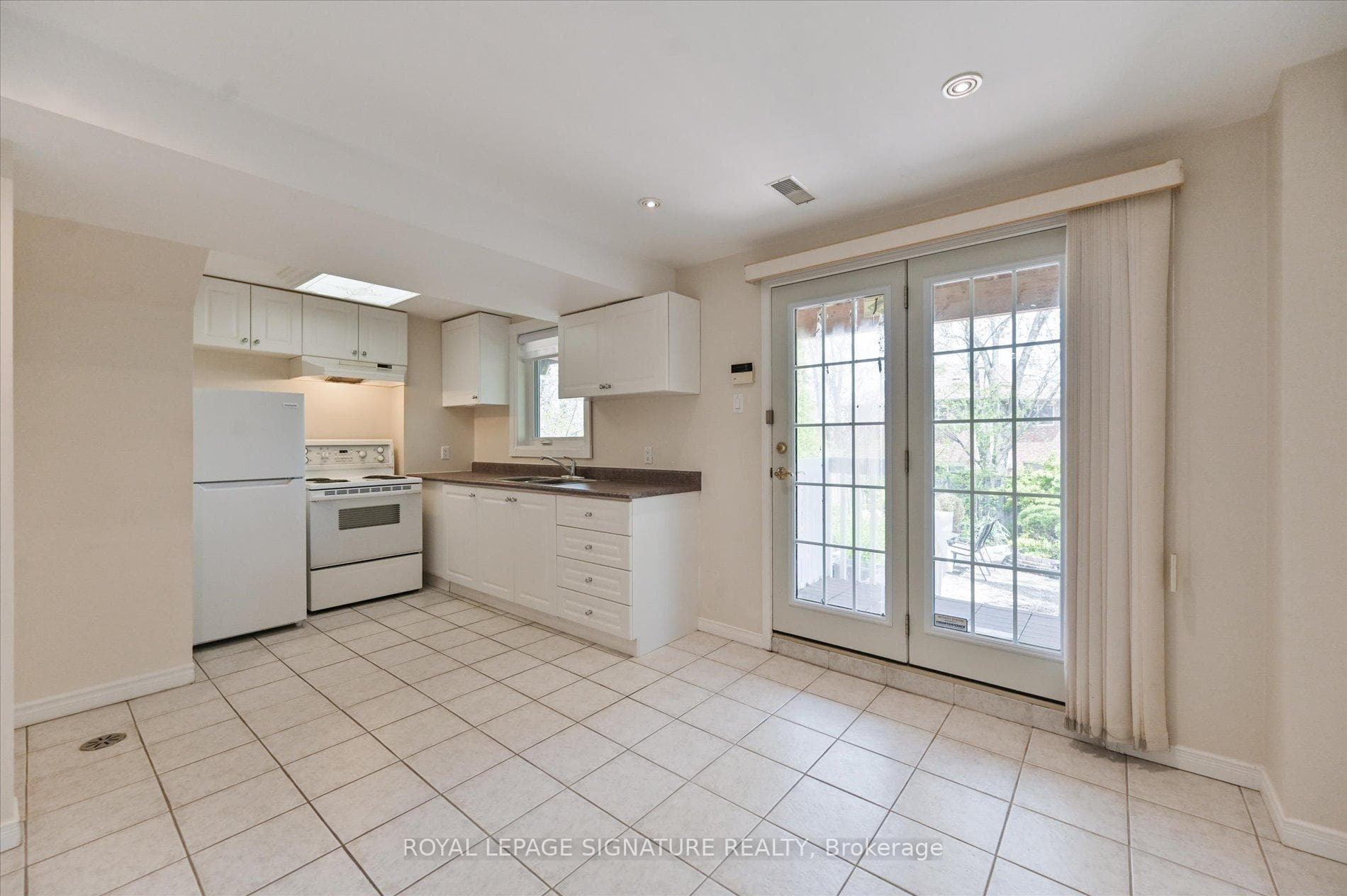 5481 Palmerston Crescent - Semi-Detached photo 31 of 44 in Mississauga, Ontario