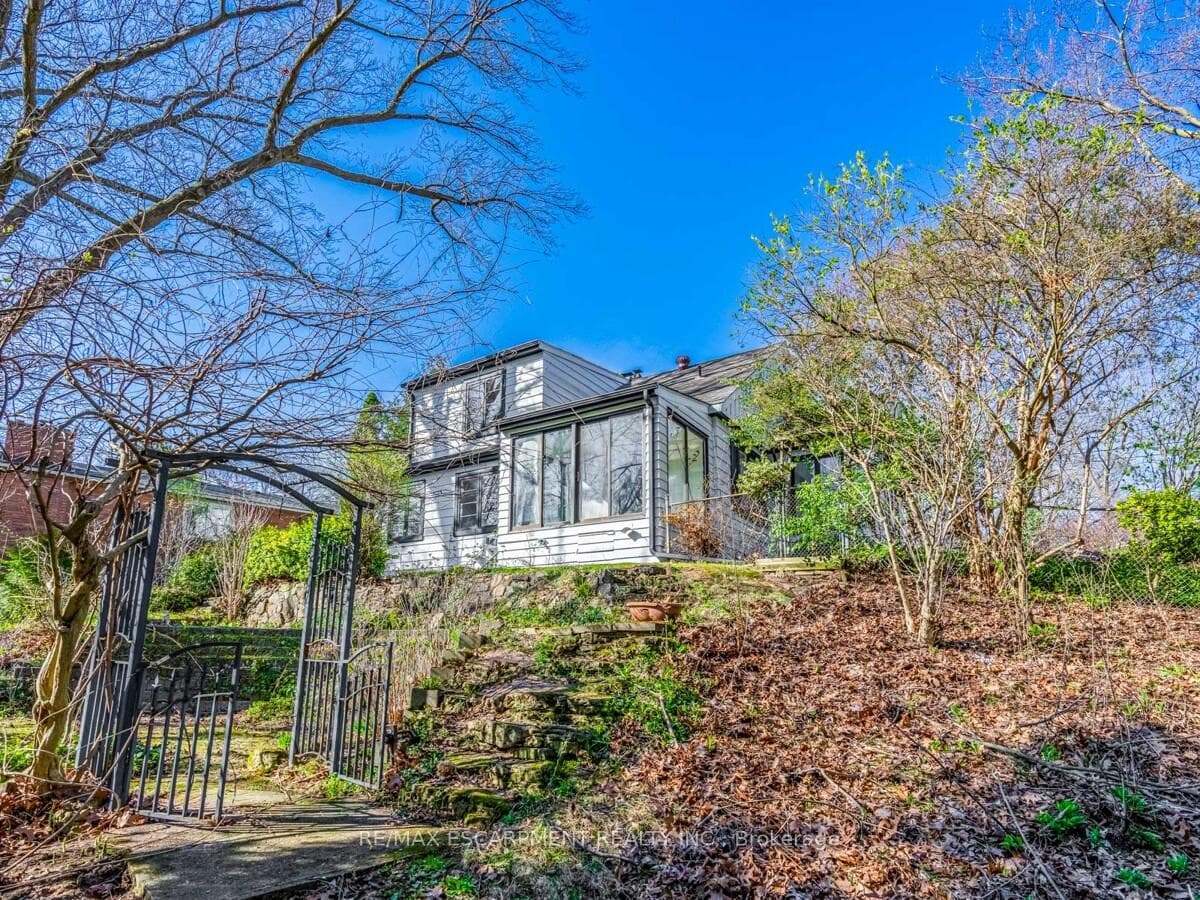 804 Shadeland Avenue - Land photo 38 of 39 in Burlington, Ontario