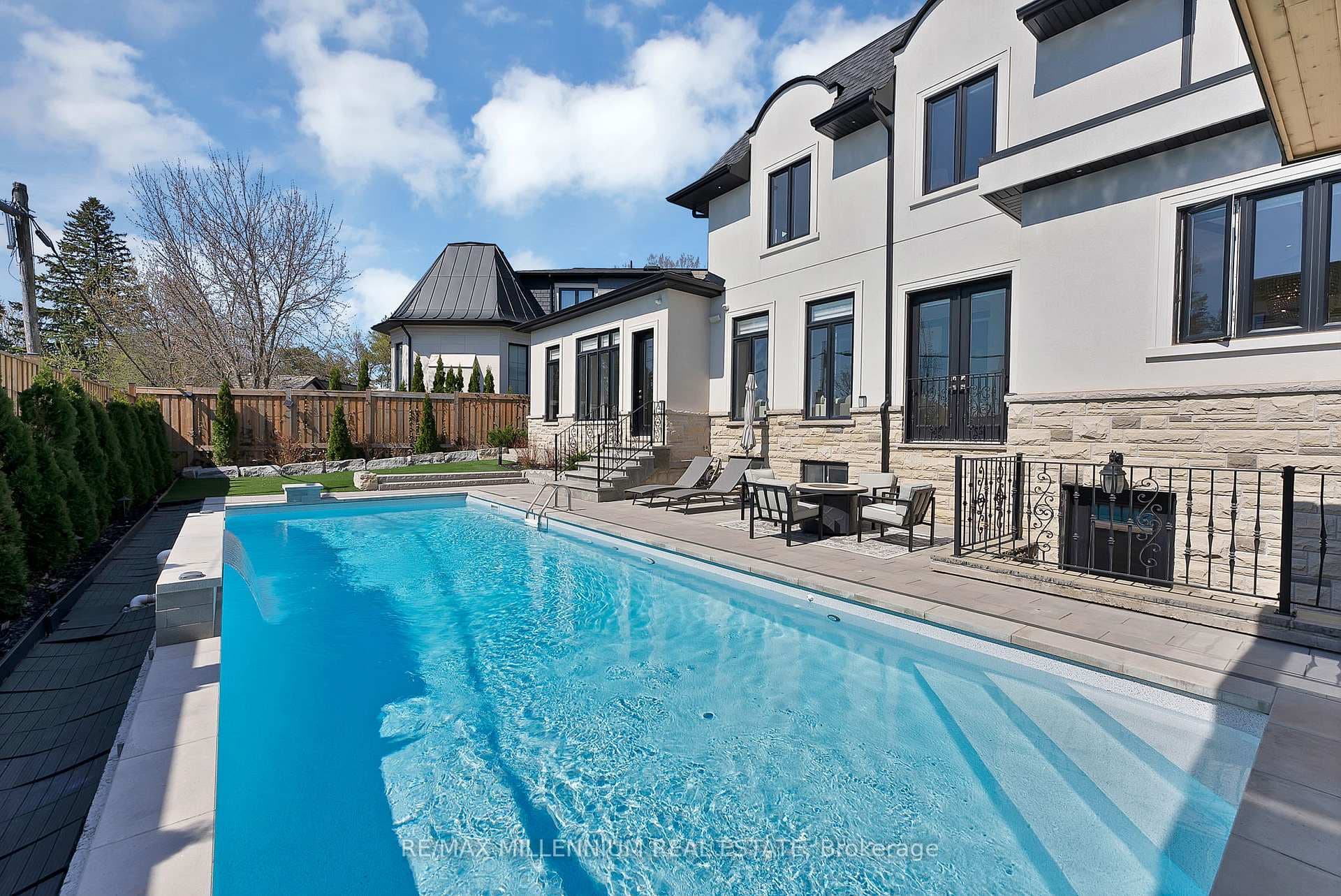 162 Oliver Place - Detached photo 43 of 50 in Oakville, Ontario