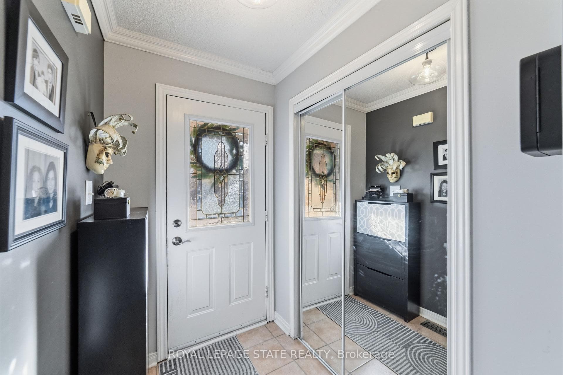 1795 Creek Way - Semi-Detached photo 4 of 38 in Burlington, Ontario