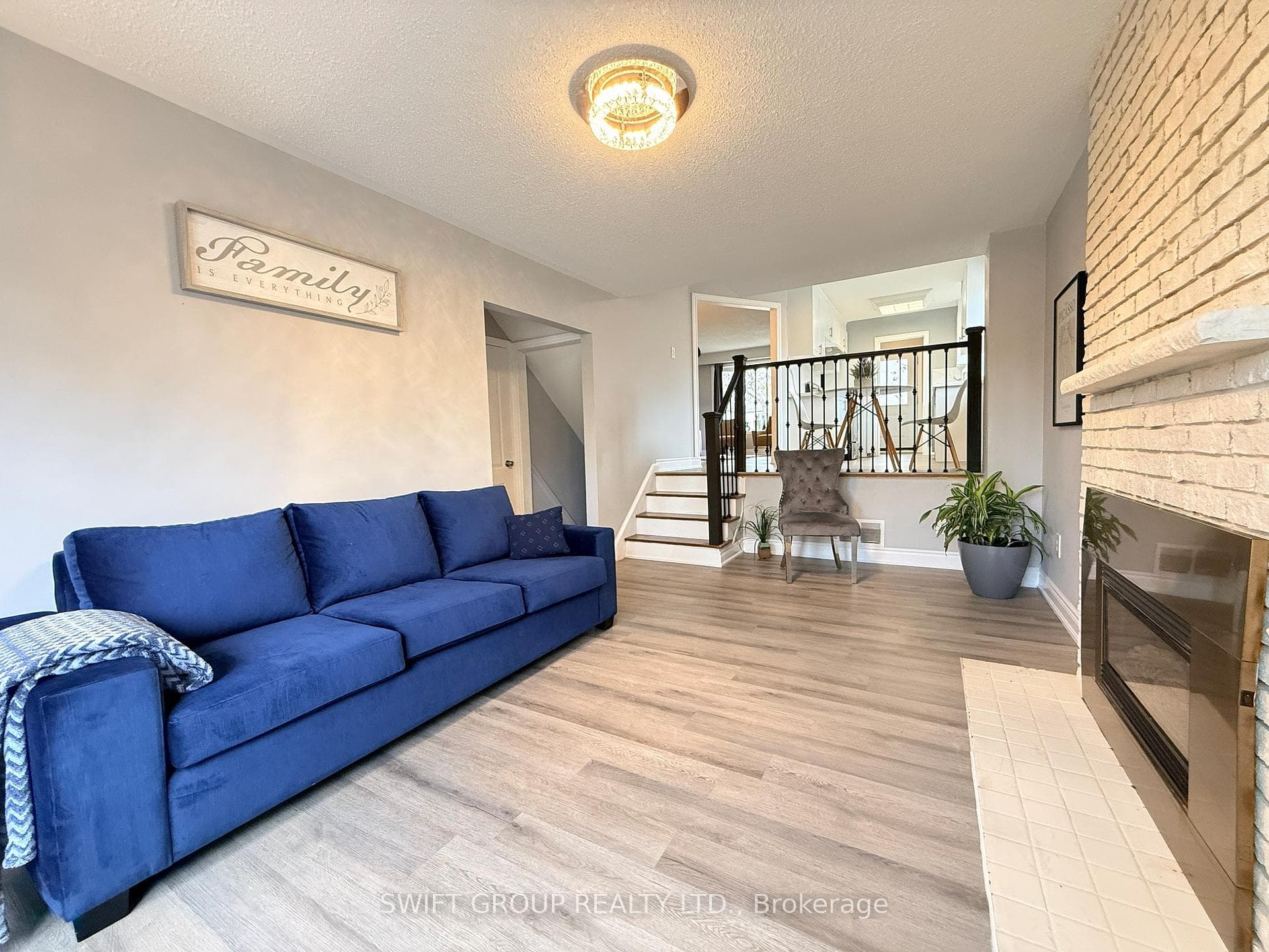 2218 Buttonbush Crescent - Detached photo 13 of 41 in Mississauga, Ontario