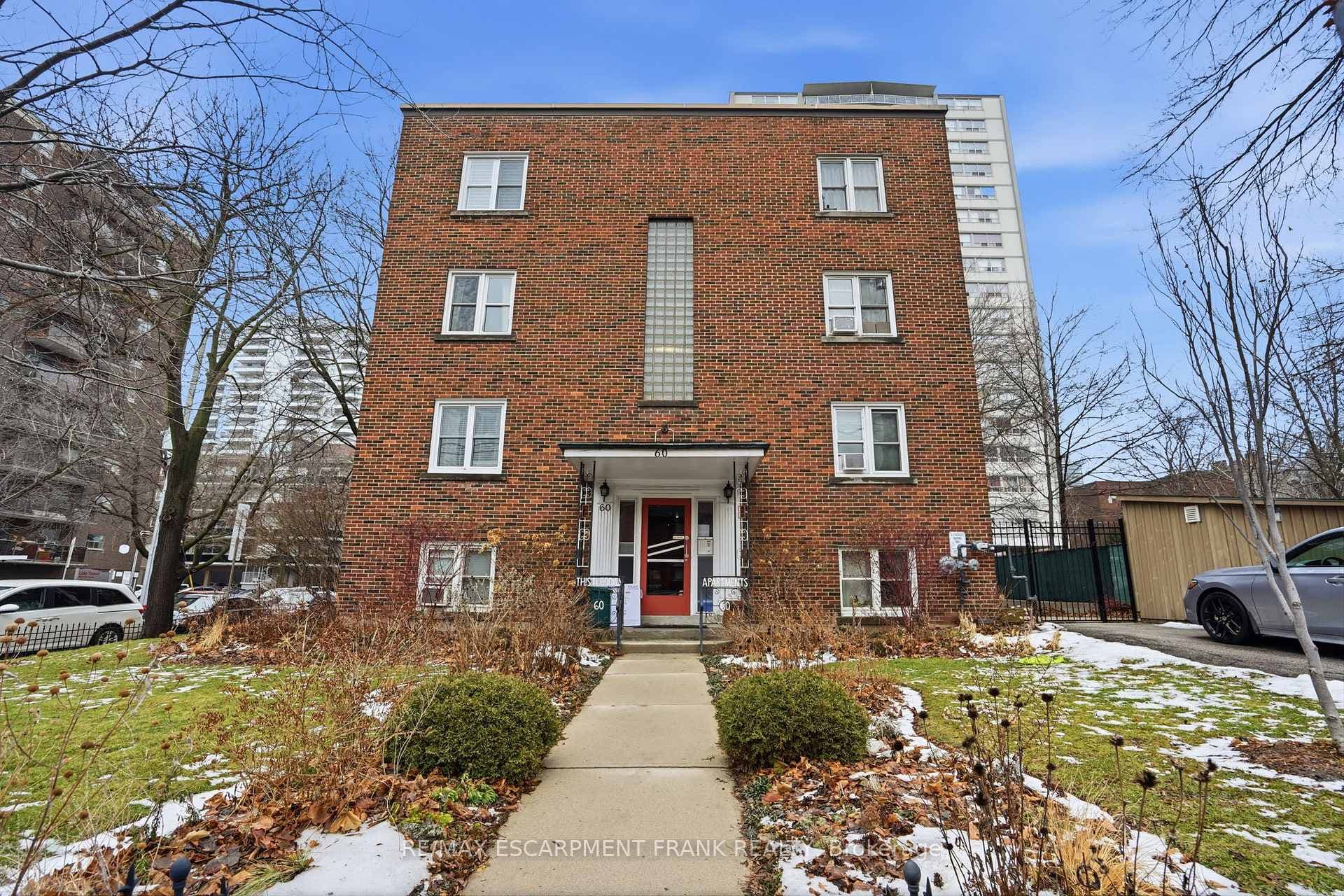 60 ROBINSON Street Unit 104 - Condo photo 1 of 27 in Hamilton, Ontario