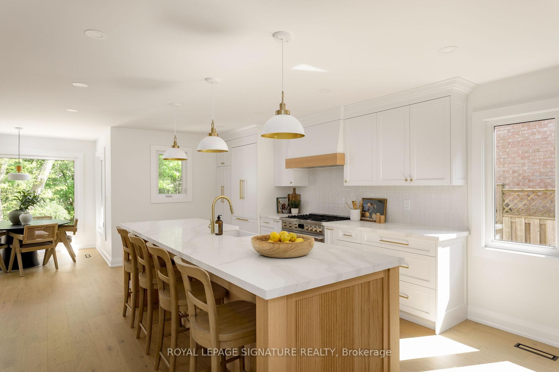 1026 Oak Meadow Road - Detached photo 7 of 50 in Oakville, Ontario