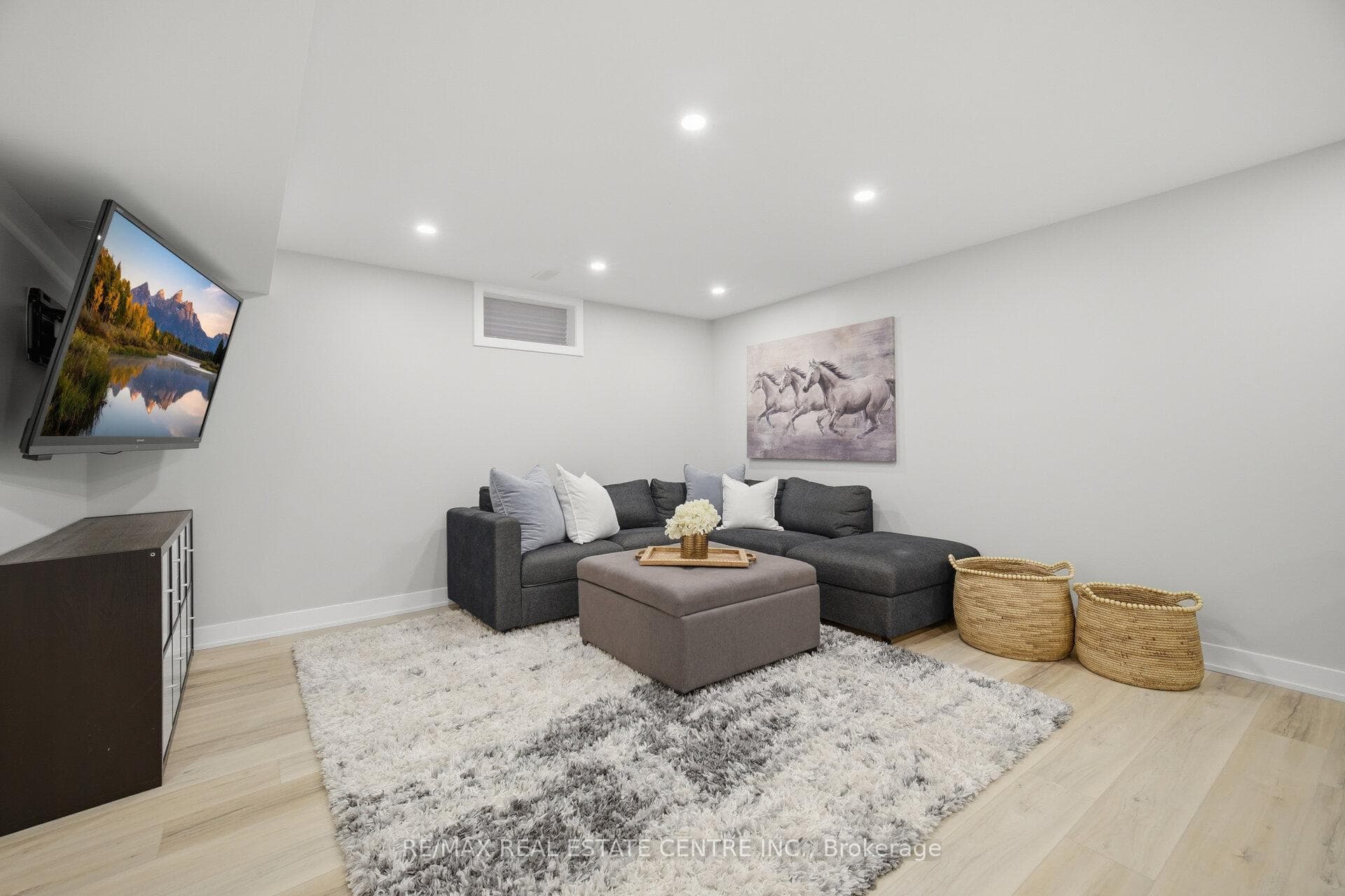 5388 Kindos Street - Detached photo 41 of 50 in Burlington, Ontario