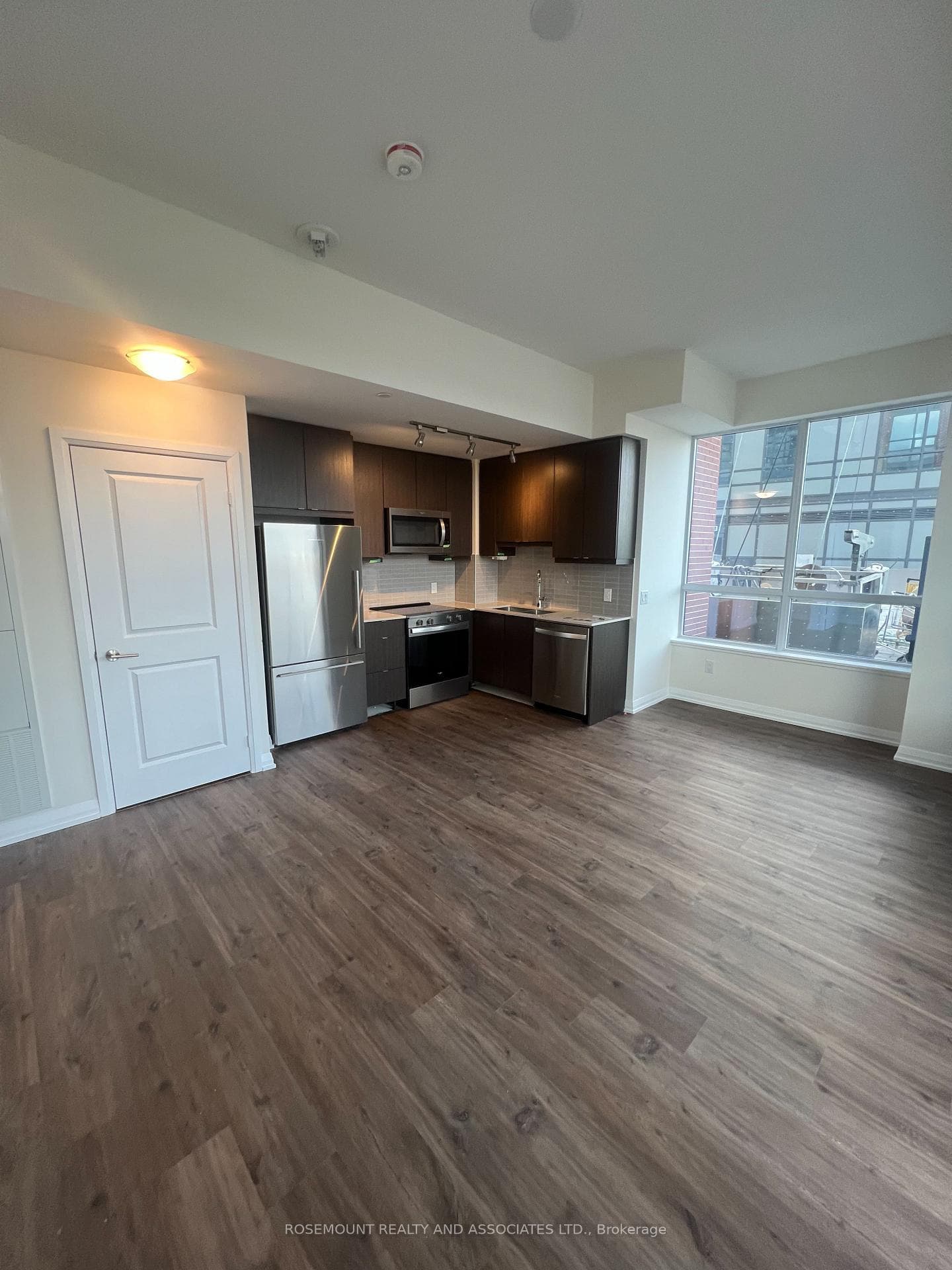 3270 Sheppard Avenue Unit 1029 - Condo photo 3 of 8 in Scarborough Village / Eglinton East, Ontario