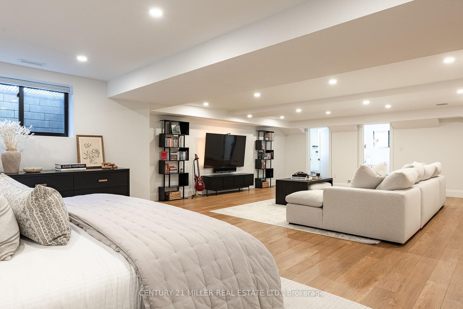 257 Sunrise Crescent - Detached photo 33 of 44 in Oakville, Ontario