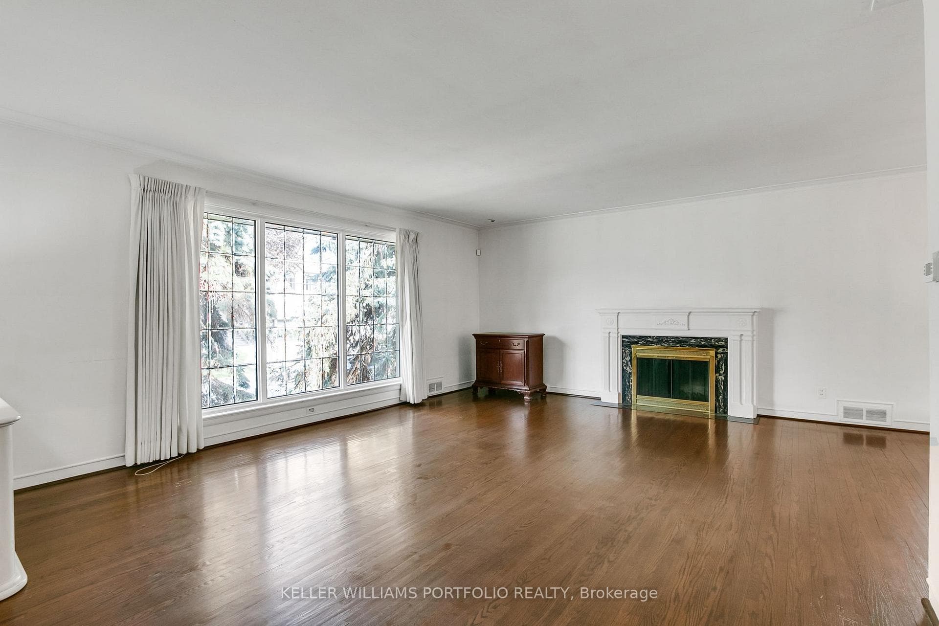 29 Winlock Park - Detached photo 4 of 30 in Willowdale / Newtonbrook, Ontario